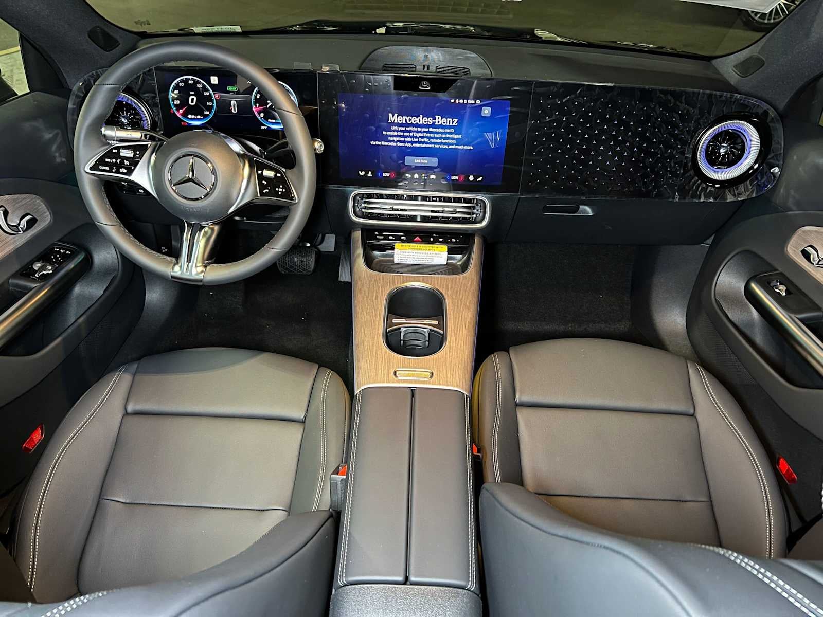 2027 Mercedes-Benz CLA 220 Hybrid FWD