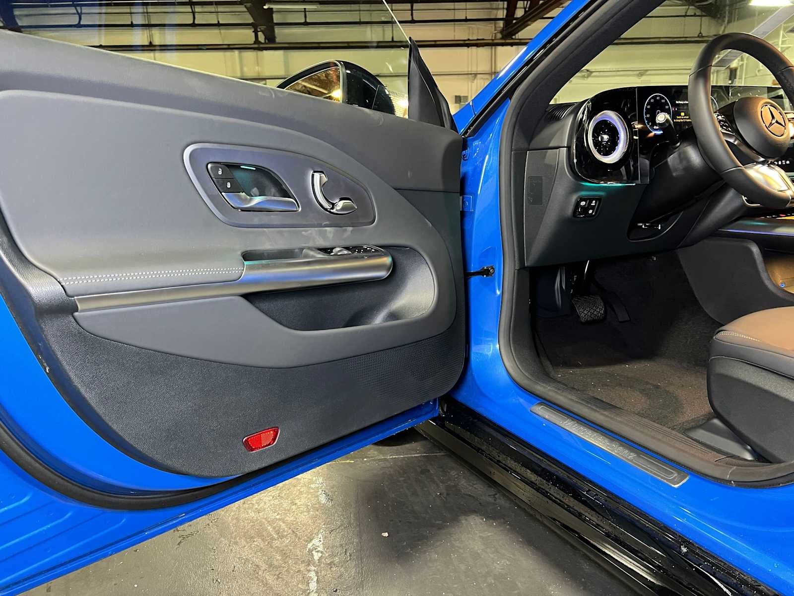 2027 Mercedes-Benz CLA 220 Hybrid FWD