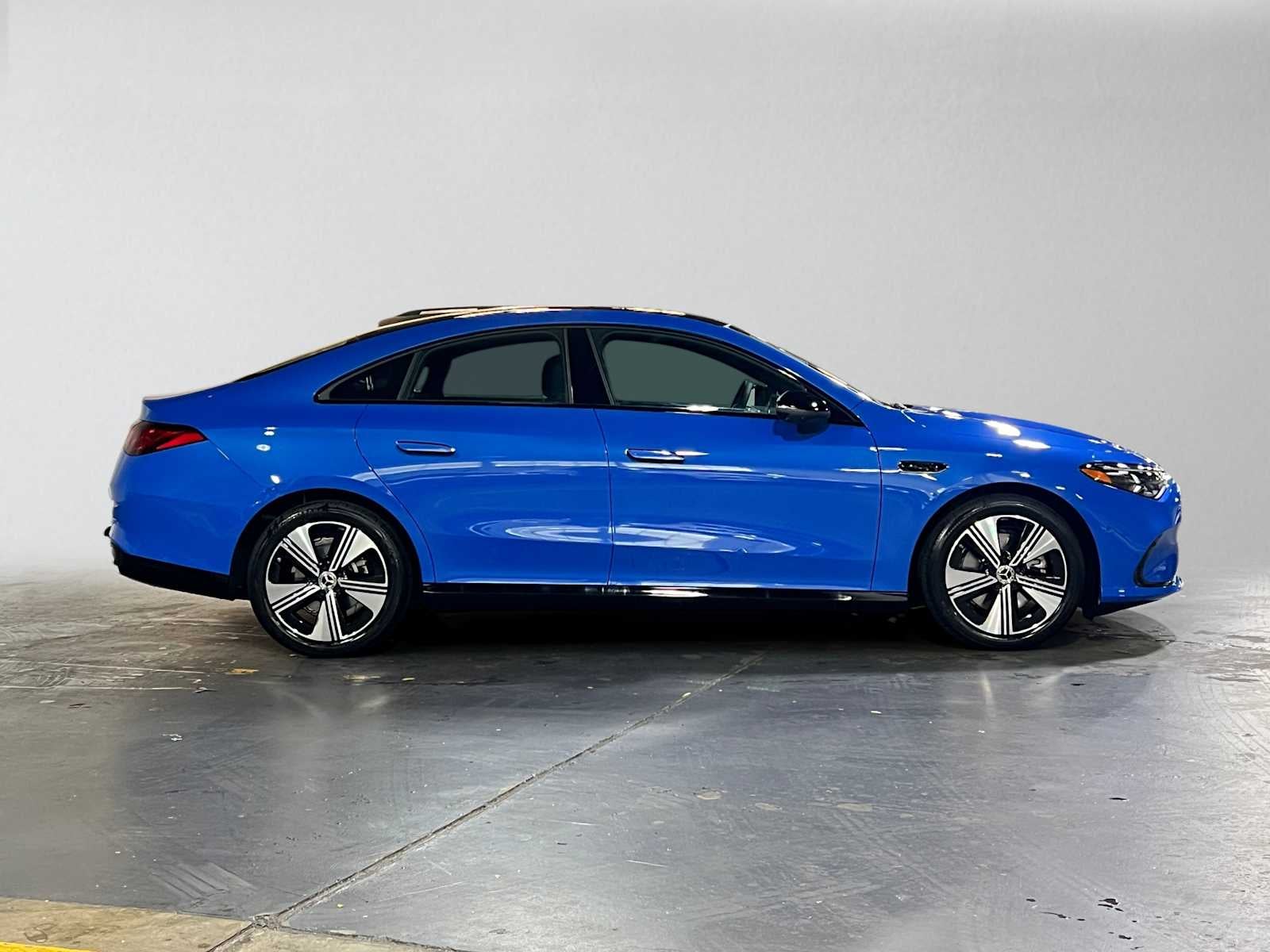 2027 Mercedes-Benz CLA 220 Hybrid FWD