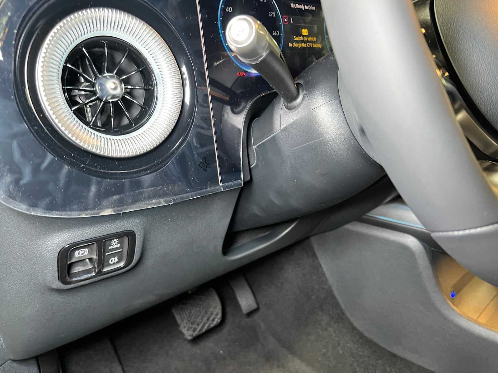 2027 Mercedes-Benz CLA 220 Hybrid FWD
