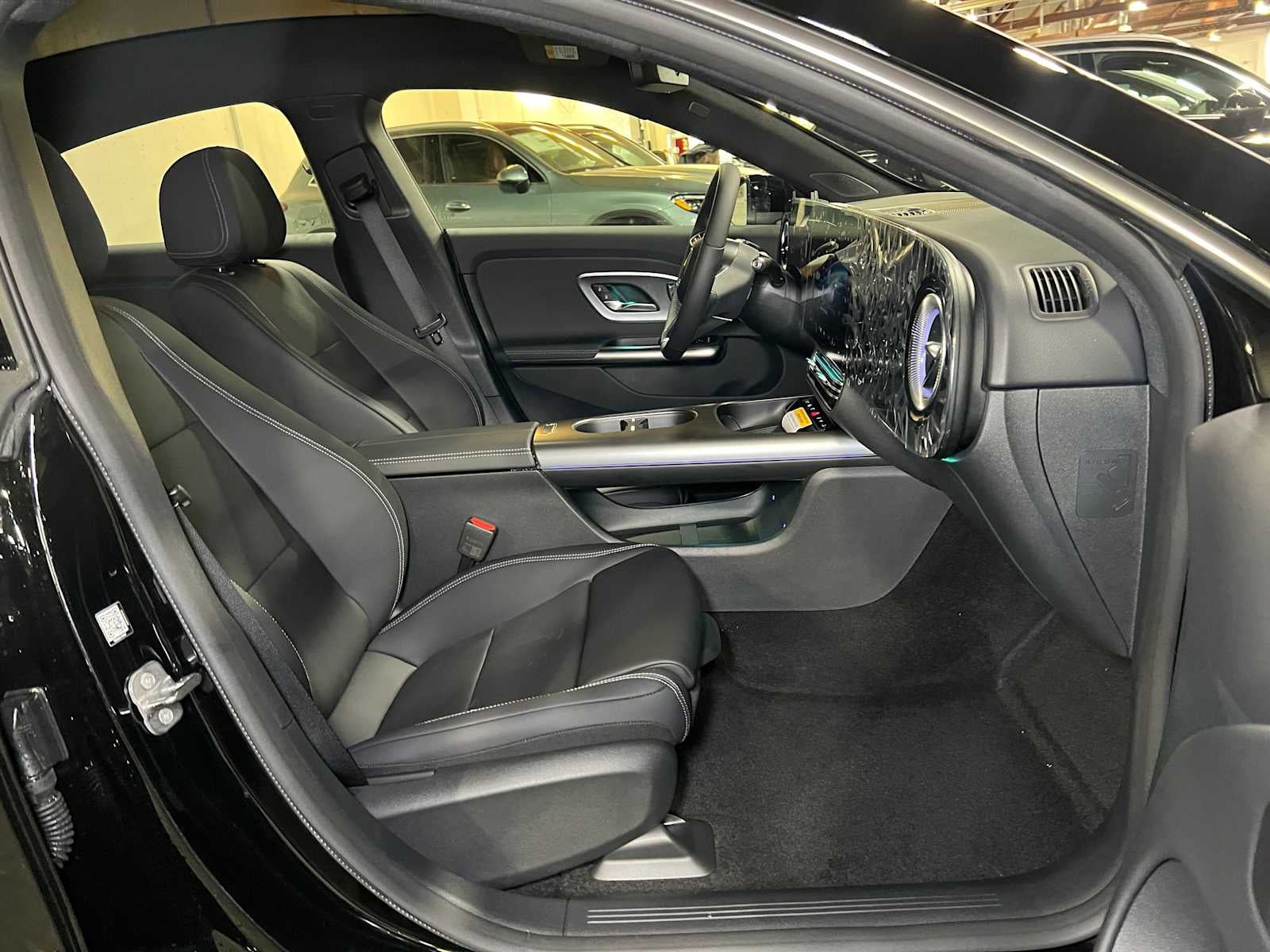 2027 Mercedes-Benz CLA 220 Hybrid FWD