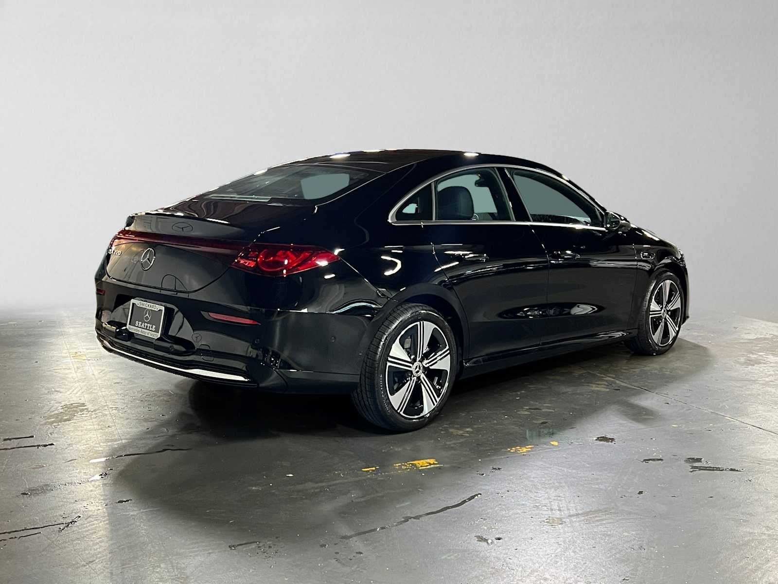 2027 Mercedes-Benz CLA 220 Hybrid FWD