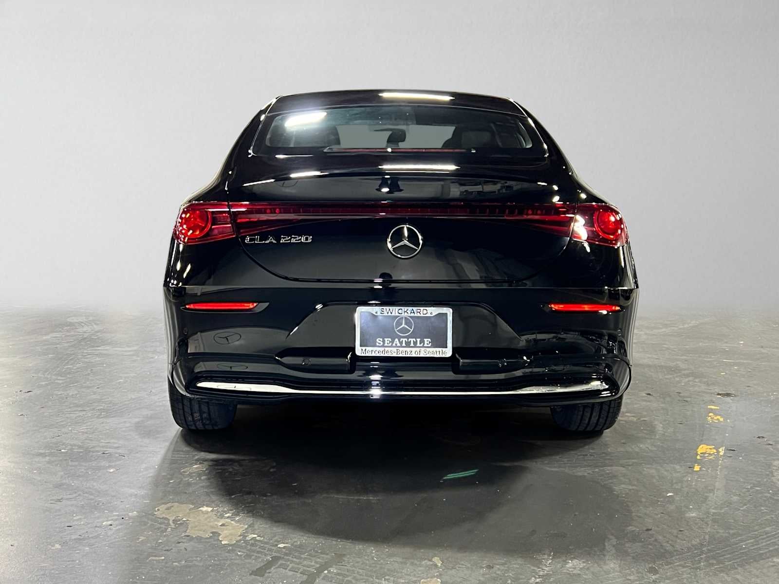 2027 Mercedes-Benz CLA 220 Hybrid FWD