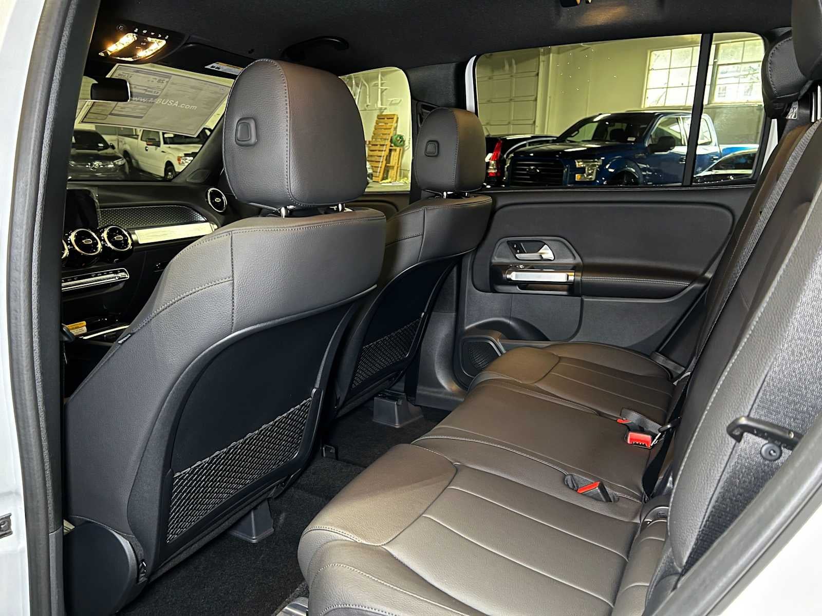 2026 Mercedes-Benz GLB 250 SUV