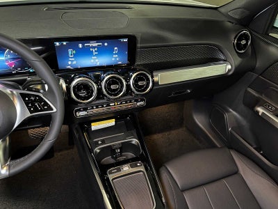 2026 Mercedes-Benz GLB 250 SUV