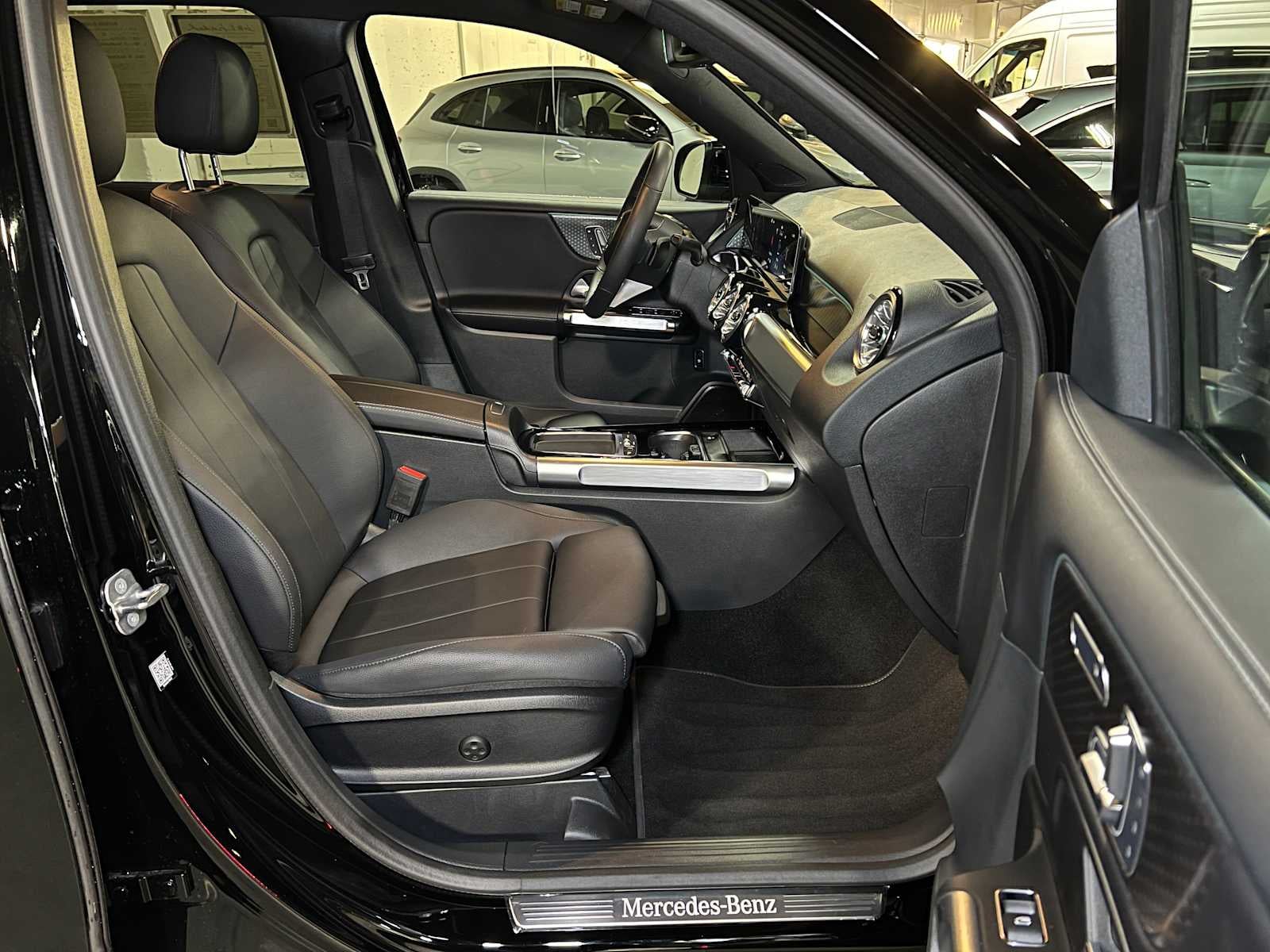 2025 Mercedes-Benz GLB 250 GLB 250