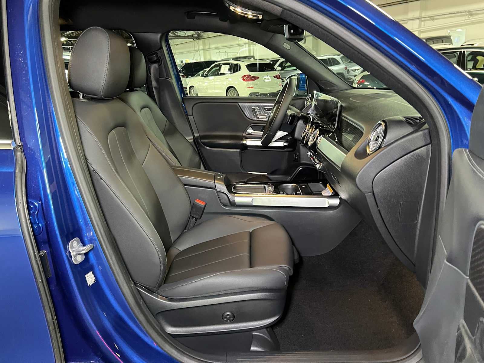 2025 Mercedes-Benz GLB GLB 250