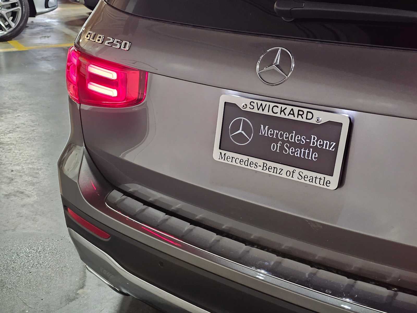 2026 Mercedes-Benz GLB 250 4MATIC® SUV