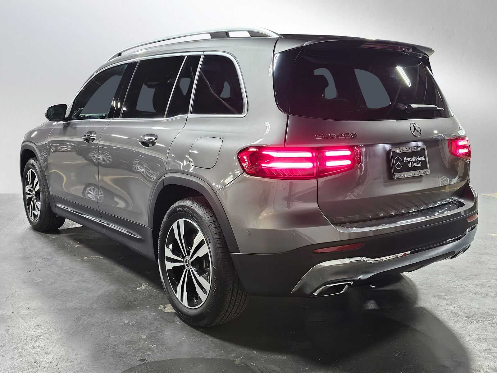 2026 Mercedes-Benz GLB 250 4MATIC® SUV