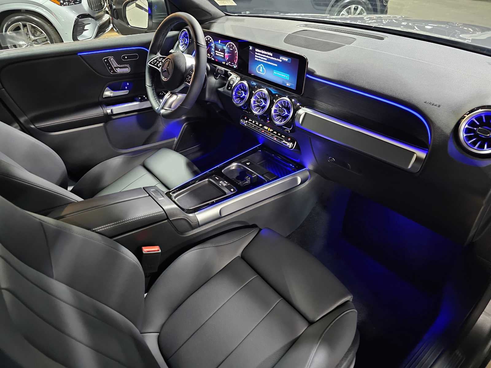 2026 Mercedes-Benz GLB 250 4MATIC® SUV