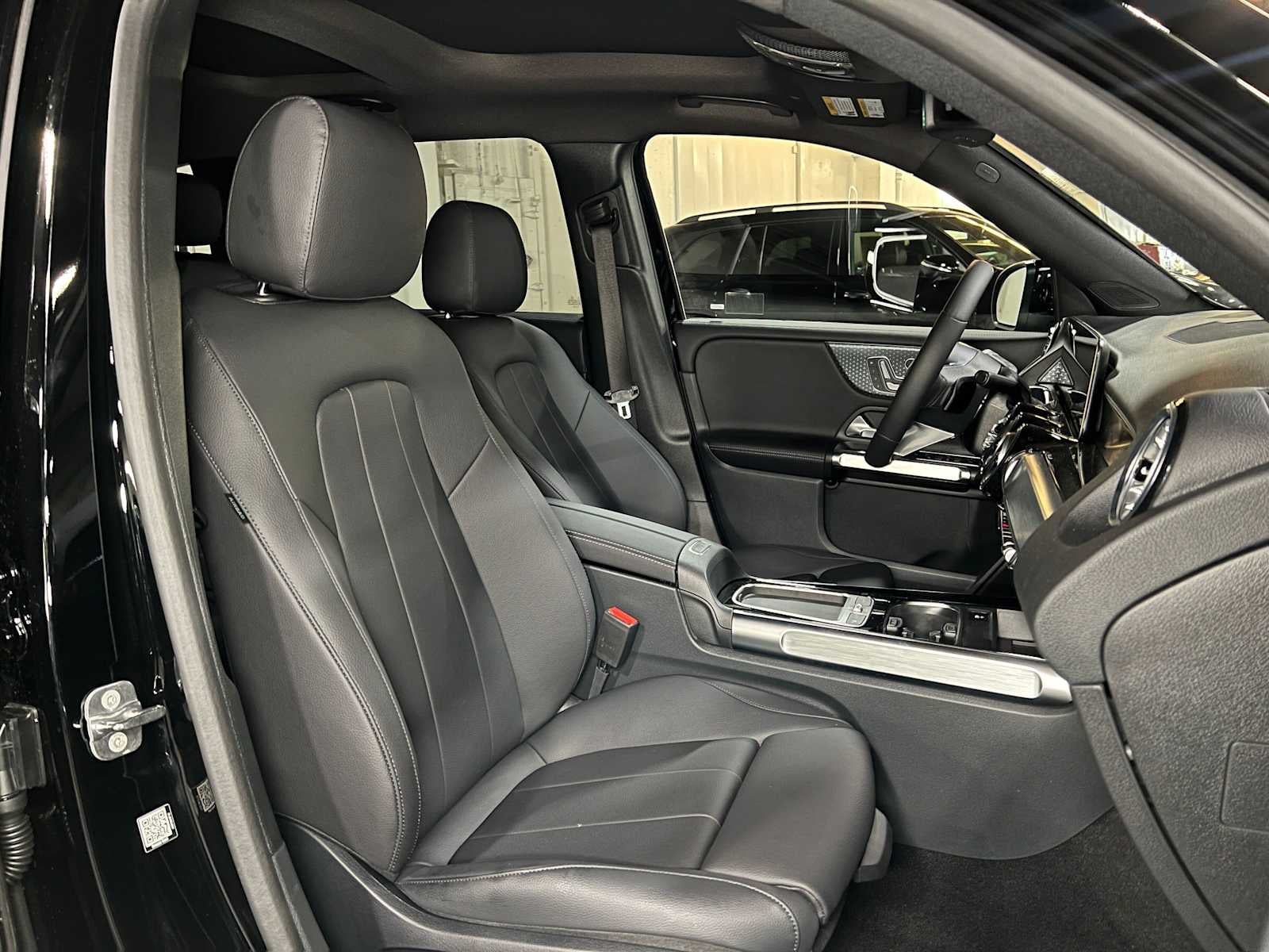 2026 Mercedes-Benz GLB 250 4MATIC® SUV