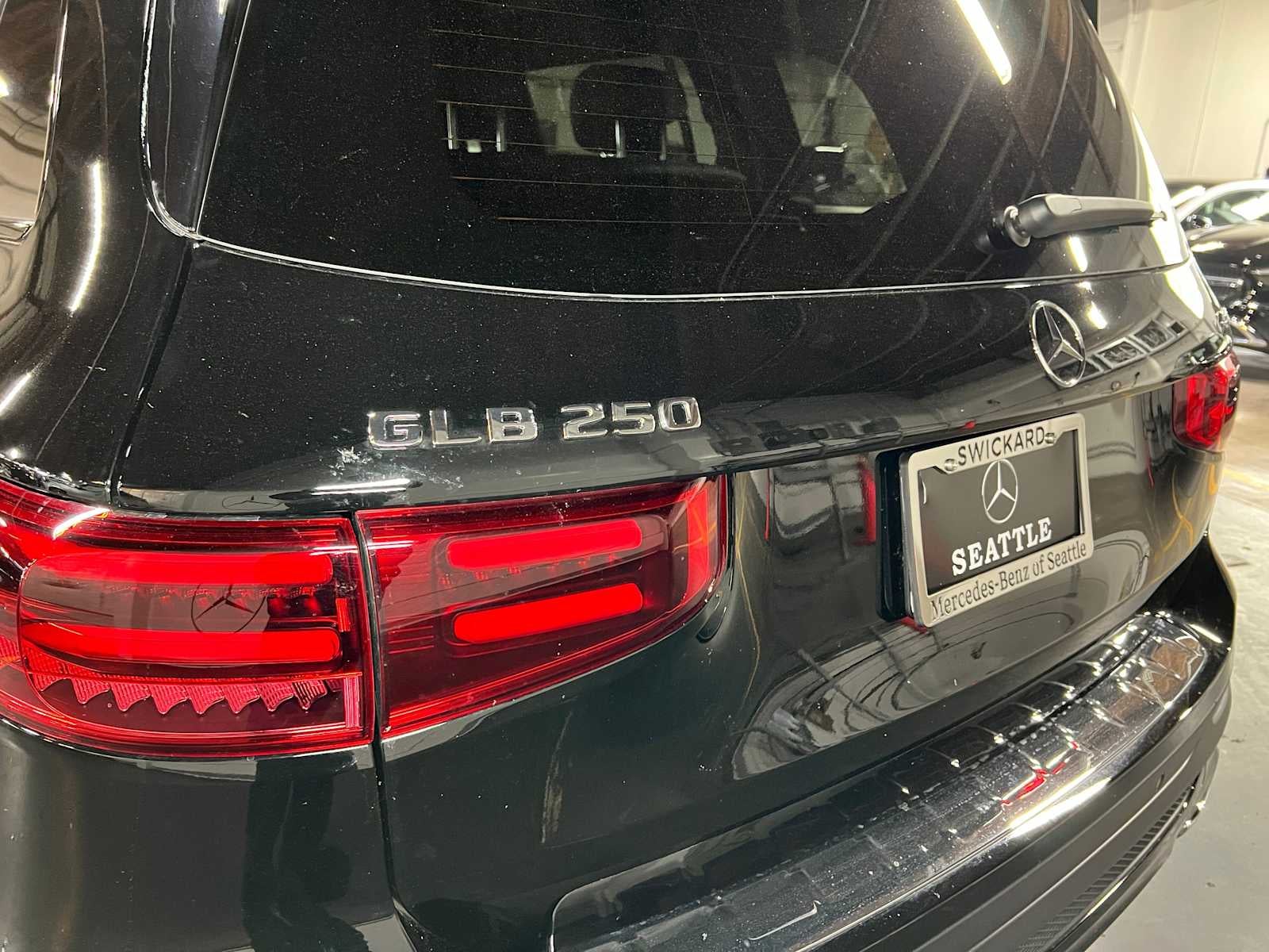 2026 Mercedes-Benz GLB 250 4MATIC® SUV