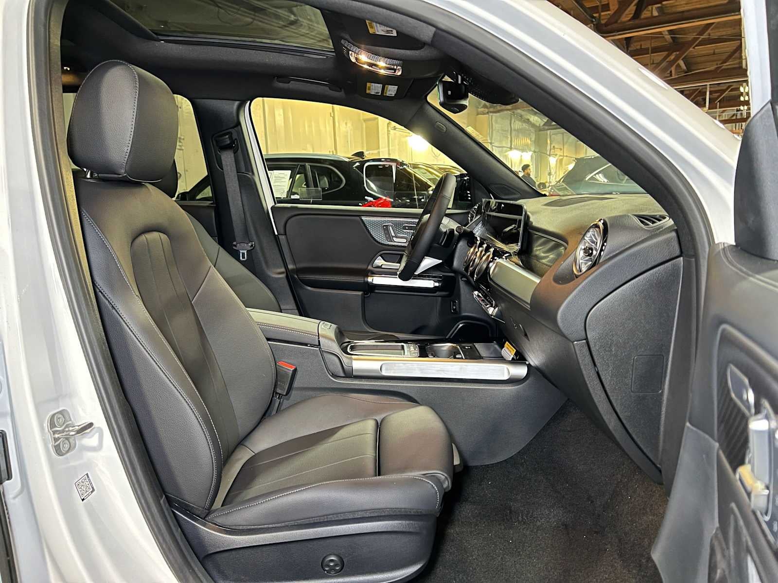 2026 Mercedes-Benz GLB 250 4MATIC® SUV