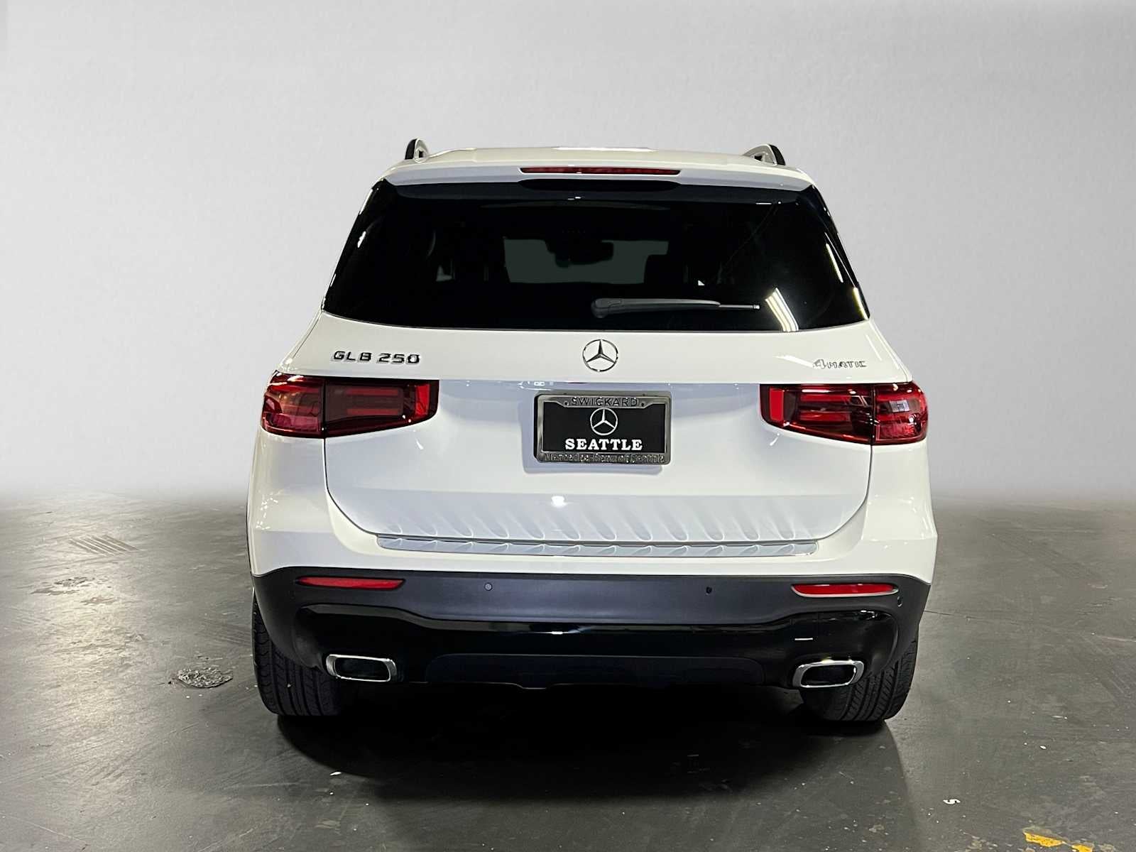 2026 Mercedes-Benz GLB 250 4MATIC® SUV