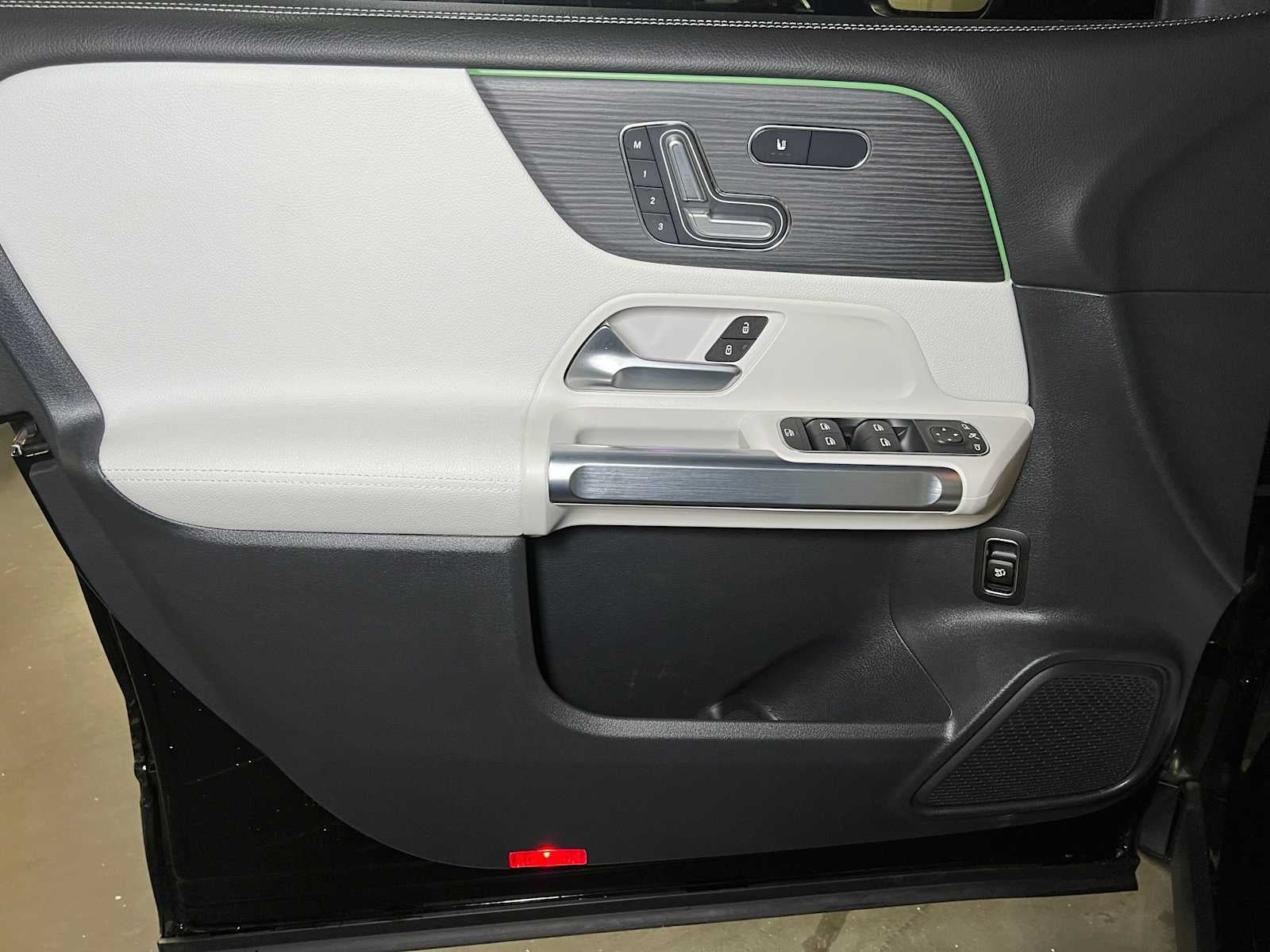 2023 Mercedes-Benz GLB GLB 250