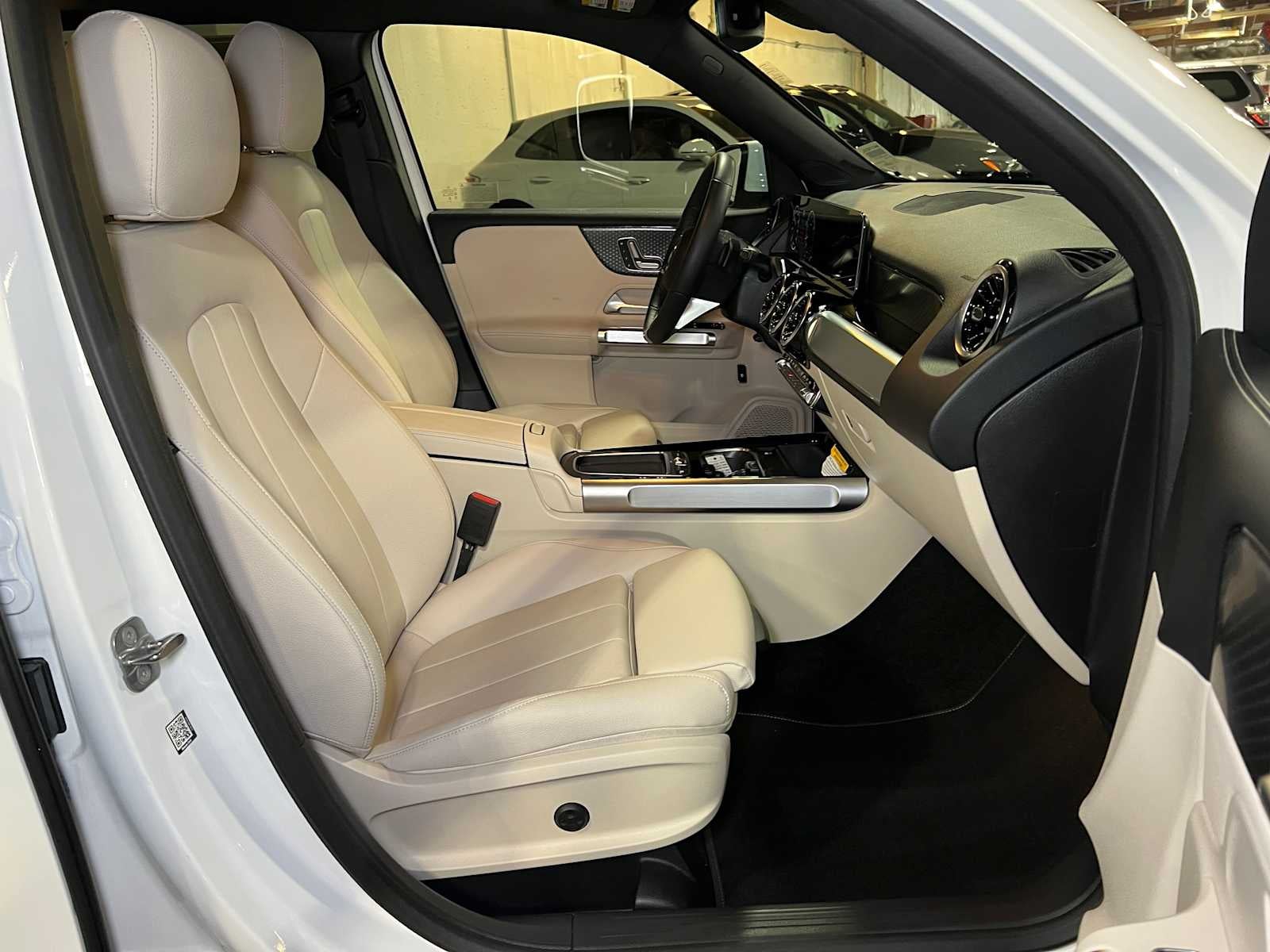 2025 Mercedes-Benz GLB GLB 250