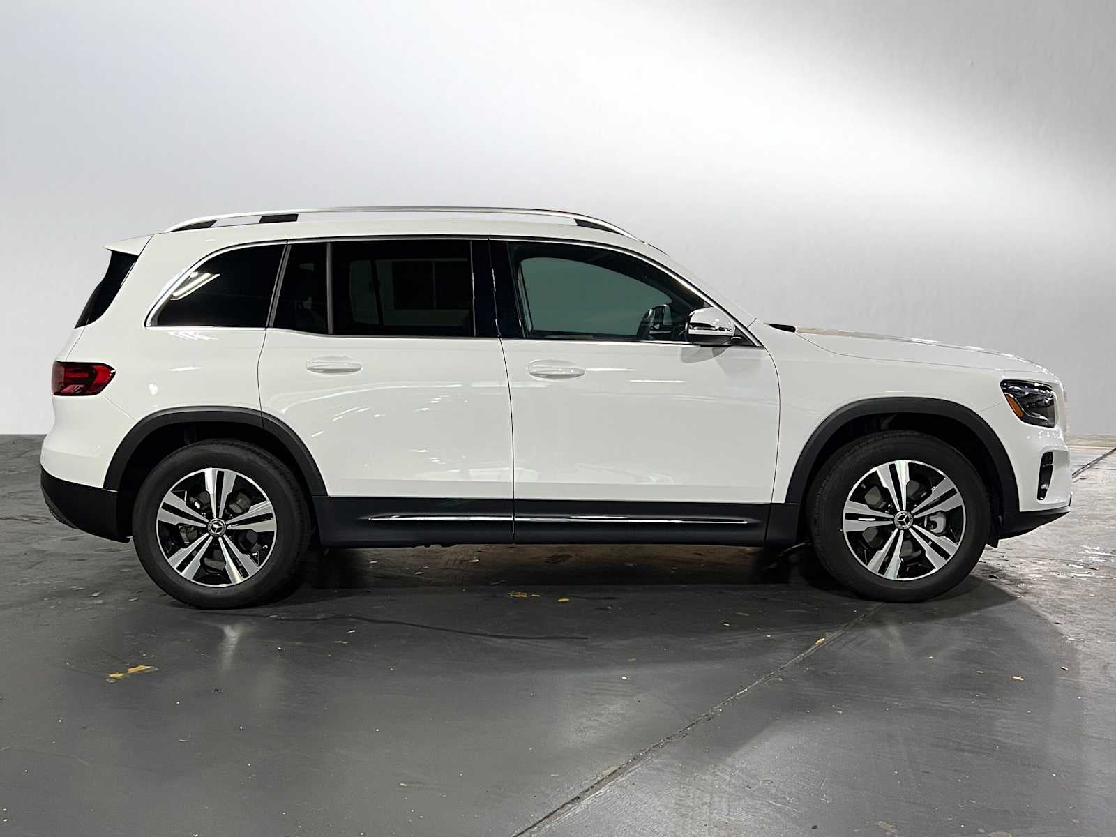 2025 Mercedes-Benz GLB GLB 250