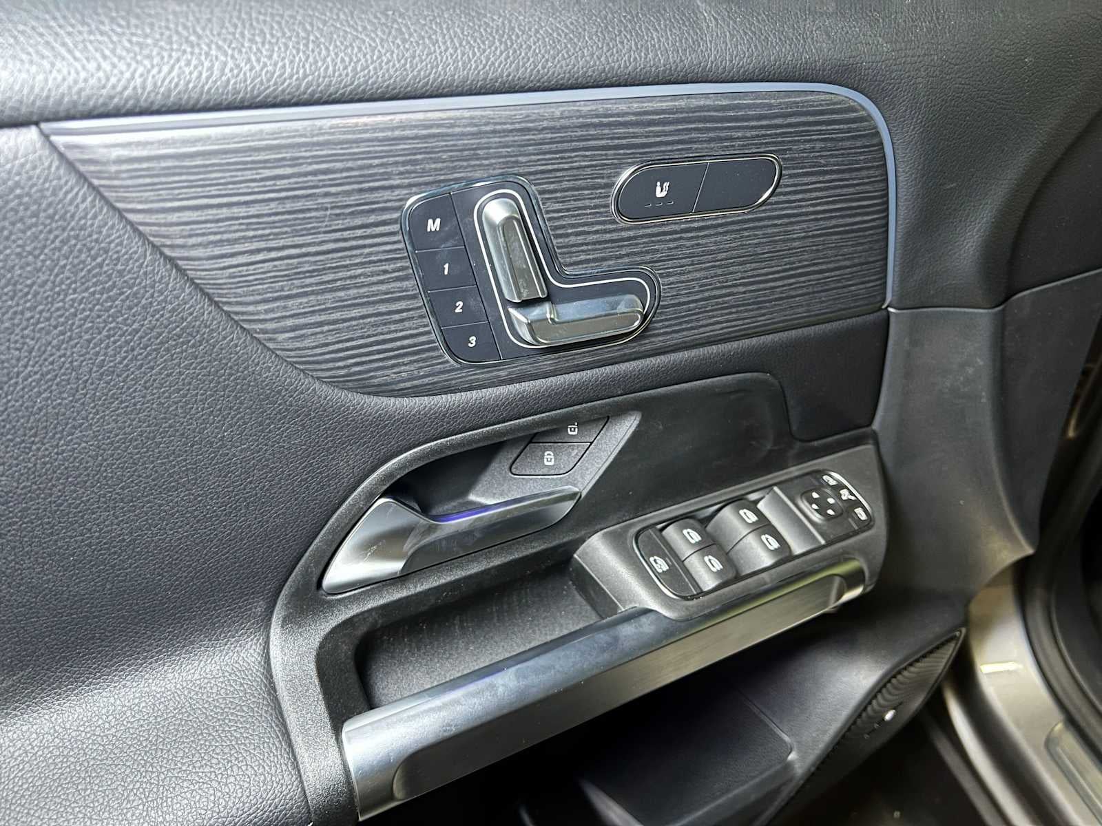 2026 Mercedes-Benz GLB 250 4MATIC® SUV