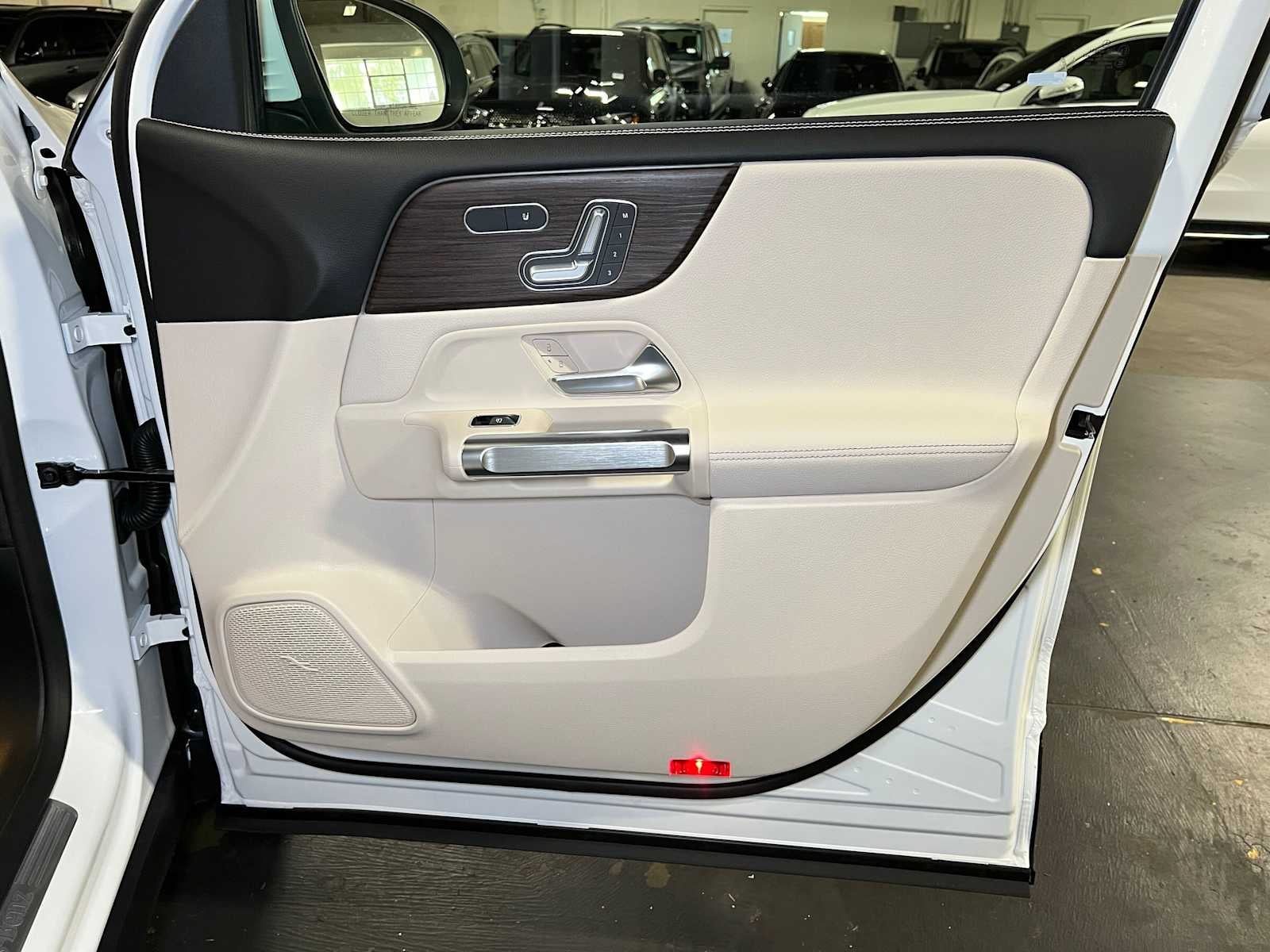 2026 Mercedes-Benz GLB 250 4MATIC® SUV