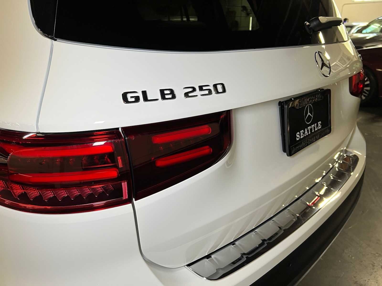 2026 Mercedes-Benz GLB 250 4MATIC® SUV