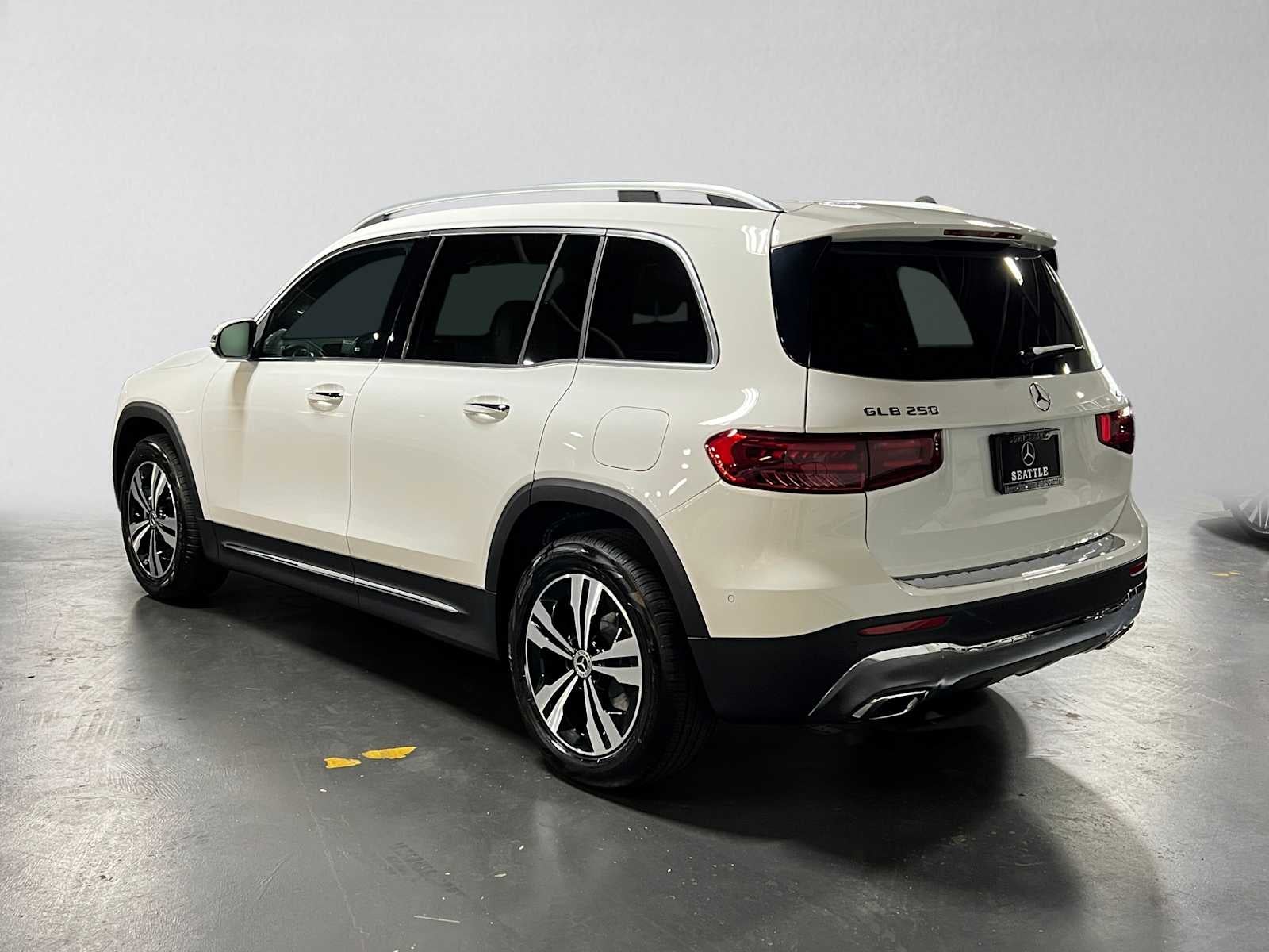 2026 Mercedes-Benz GLB 250 4MATIC® SUV