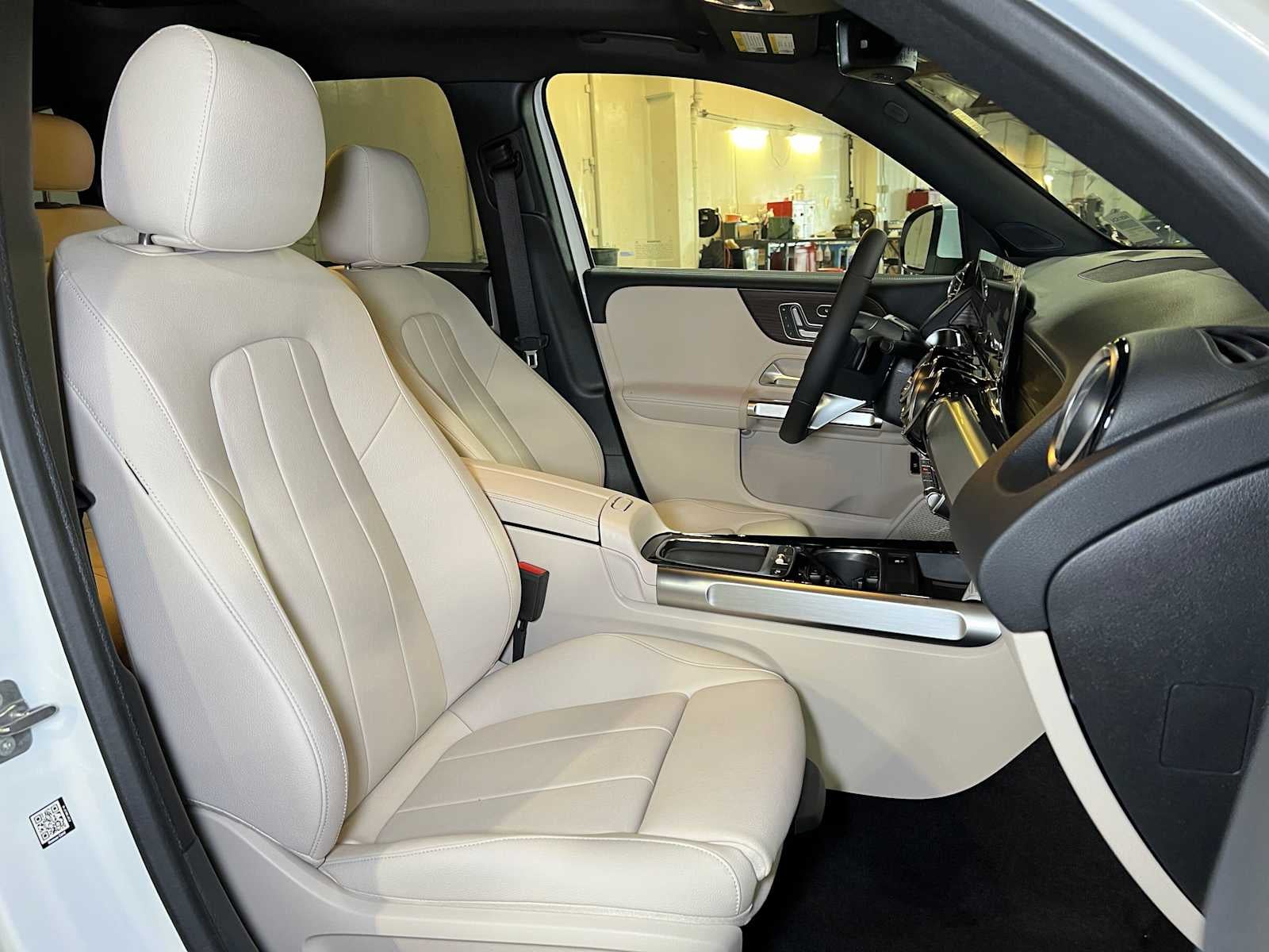 2026 Mercedes-Benz GLB 250 4MATIC® SUV