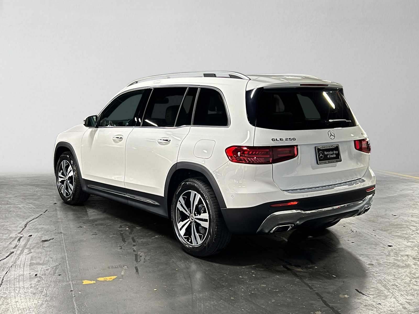 2026 Mercedes-Benz GLB 250 4MATIC® SUV