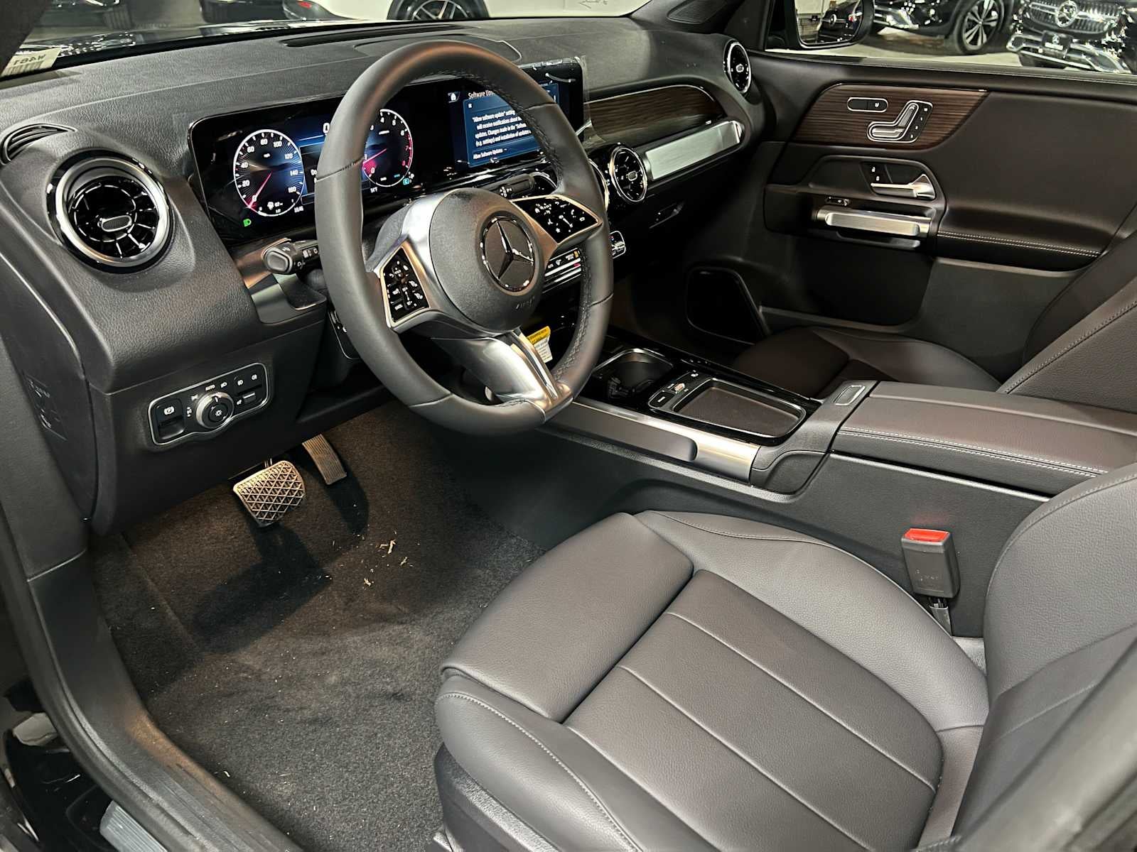 2026 Mercedes-Benz GLB 250 4MATIC® SUV