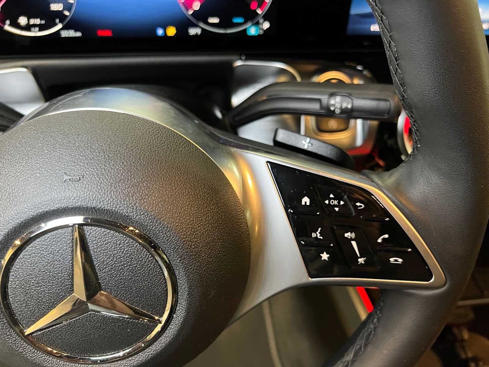 2026 Mercedes-Benz GLB 250 4MATIC® SUV