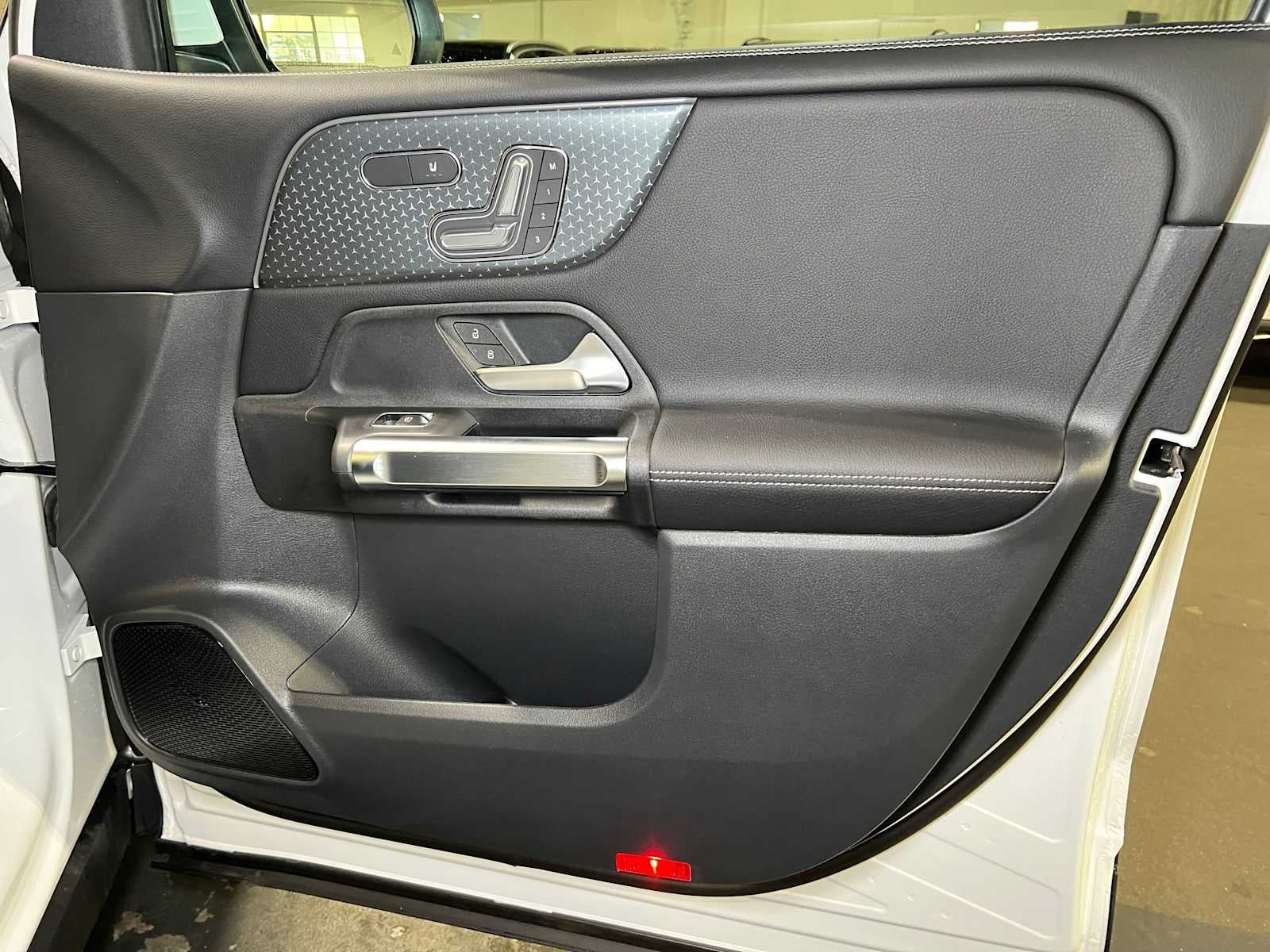 2026 Mercedes-Benz GLB 250 4MATIC® SUV