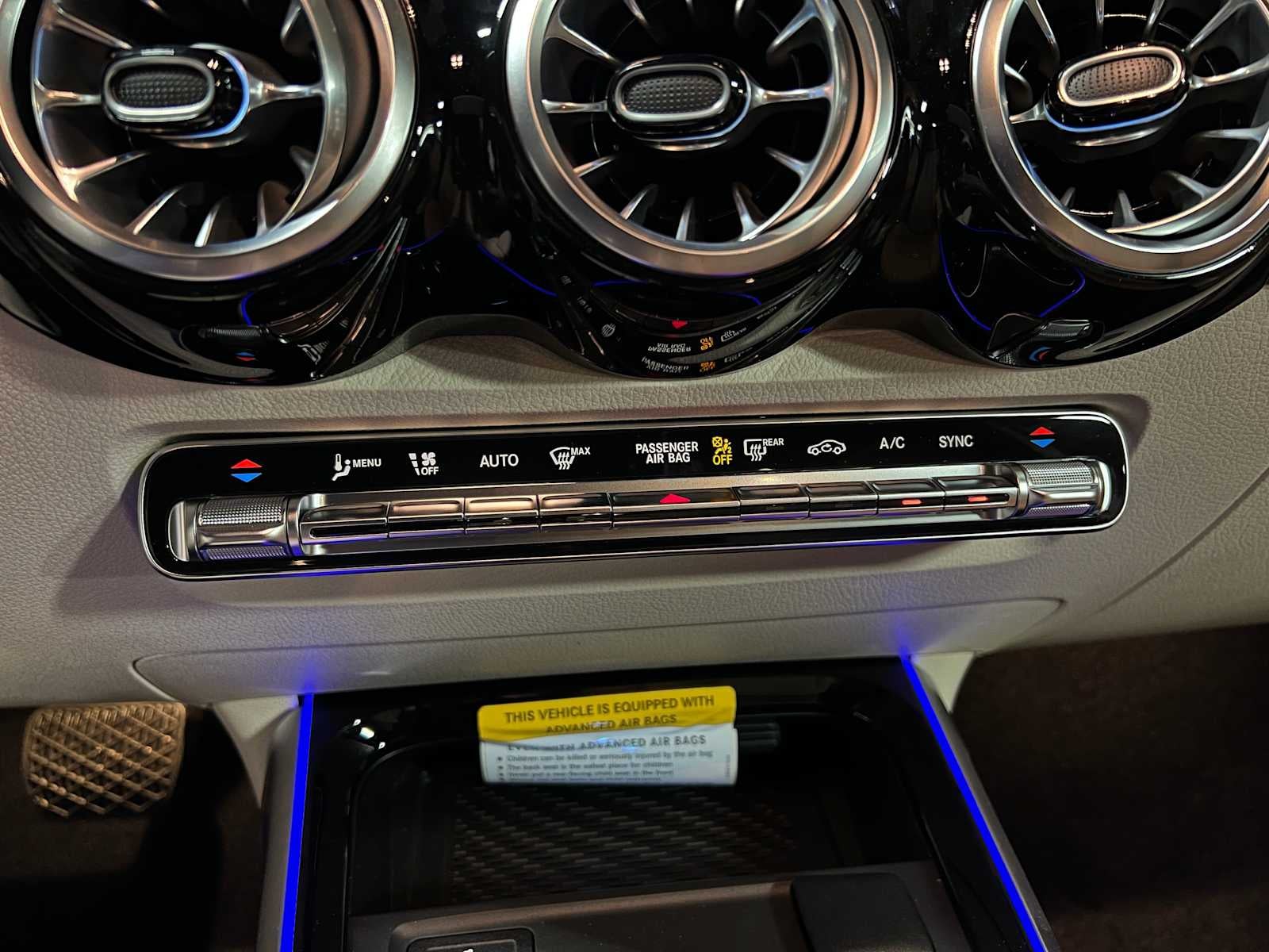 2026 Mercedes-Benz GLB 250 4MATIC® SUV