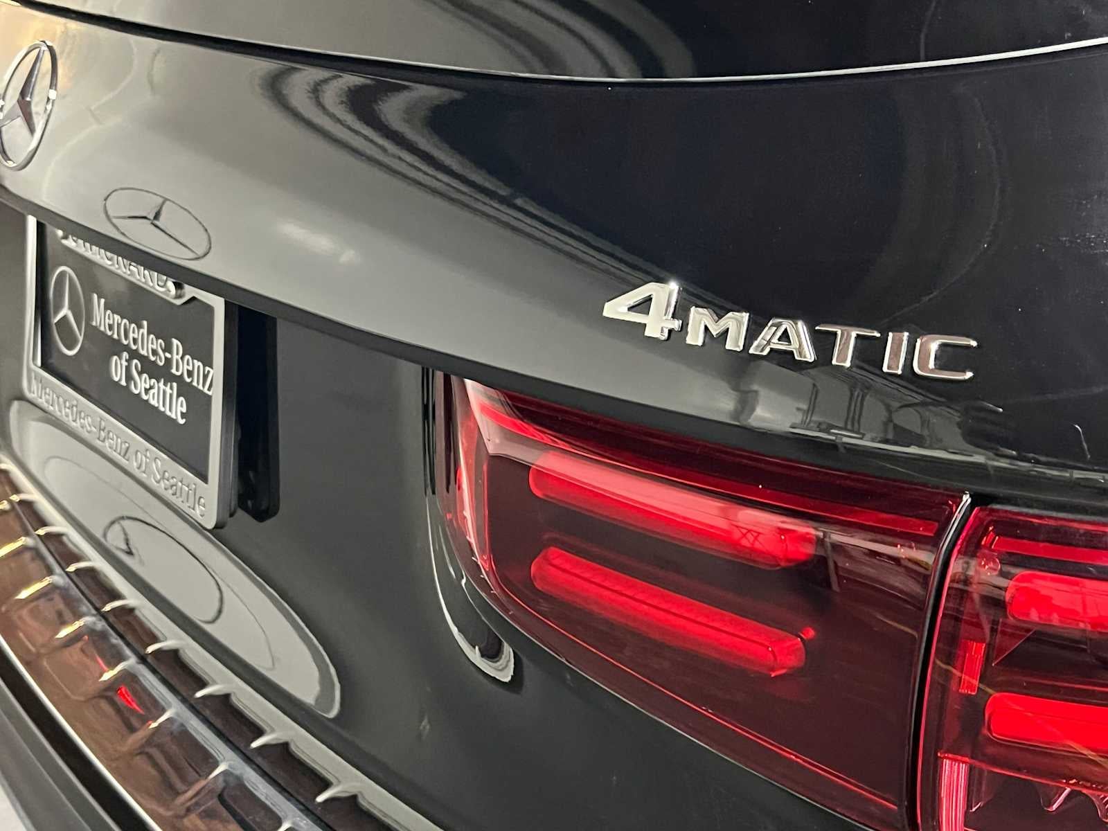 2026 Mercedes-Benz GLB 250 4MATIC® SUV