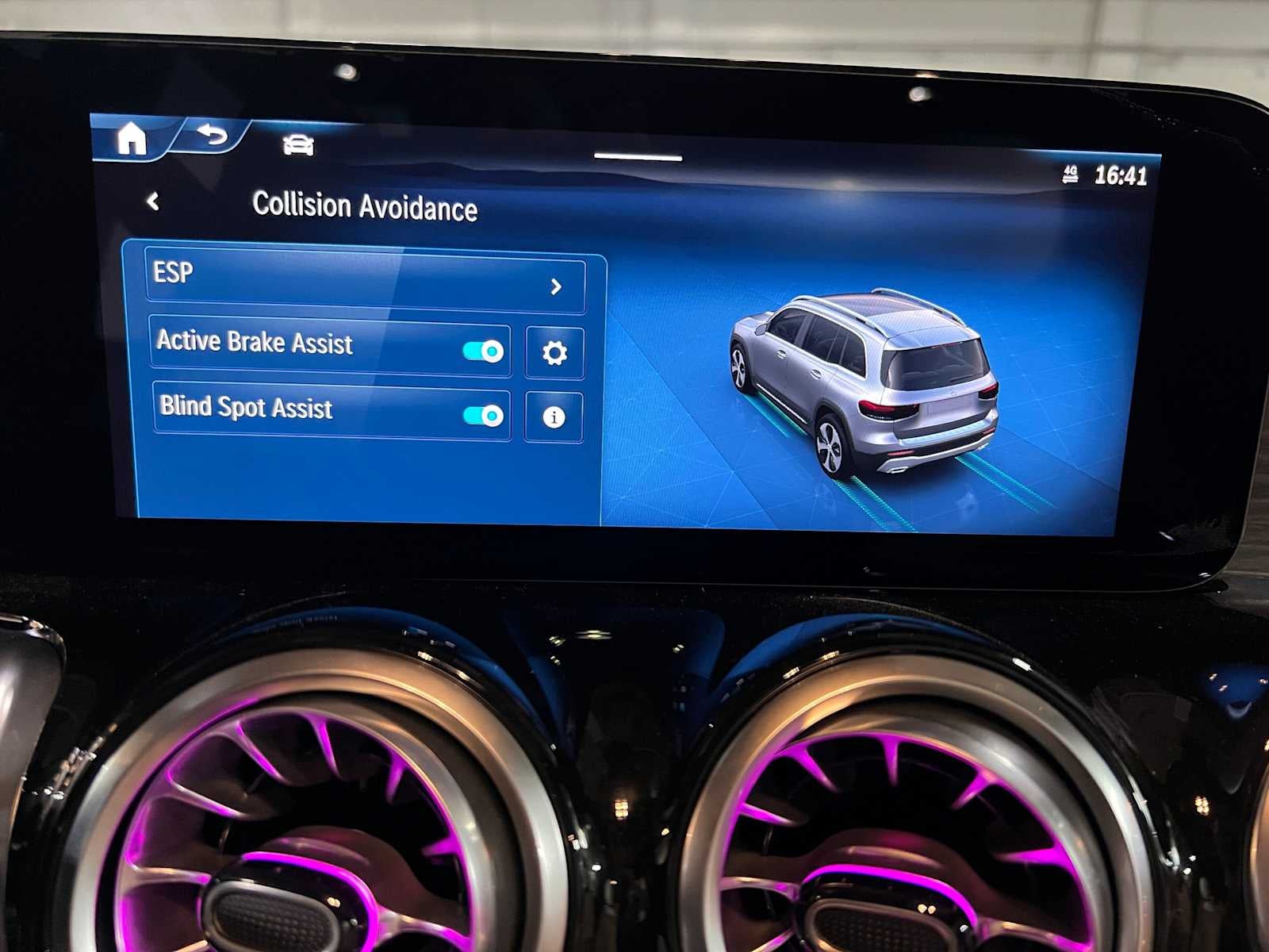 2026 Mercedes-Benz GLB 250 4MATIC® SUV