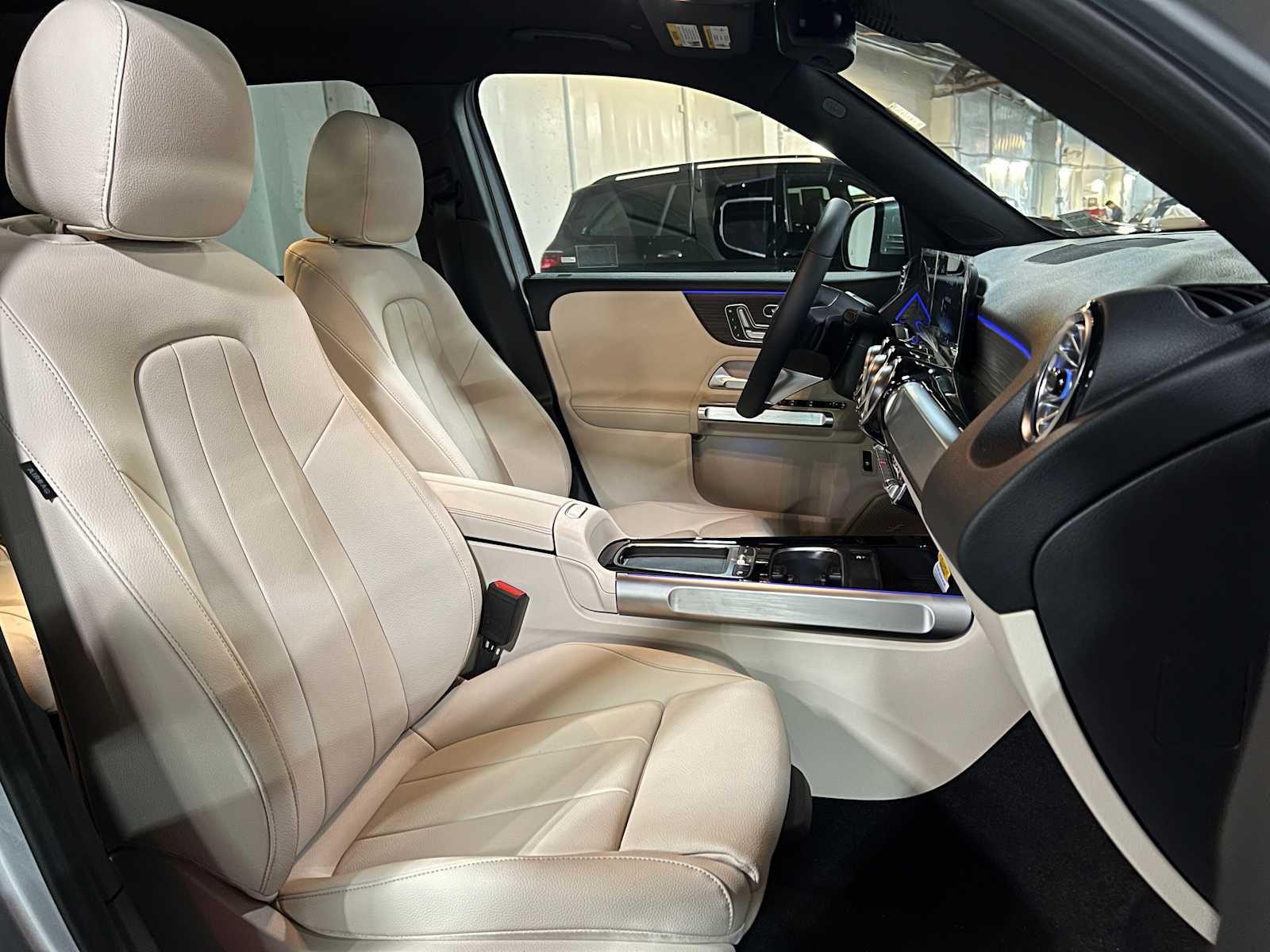 2026 Mercedes-Benz GLB 250 4MATIC® SUV