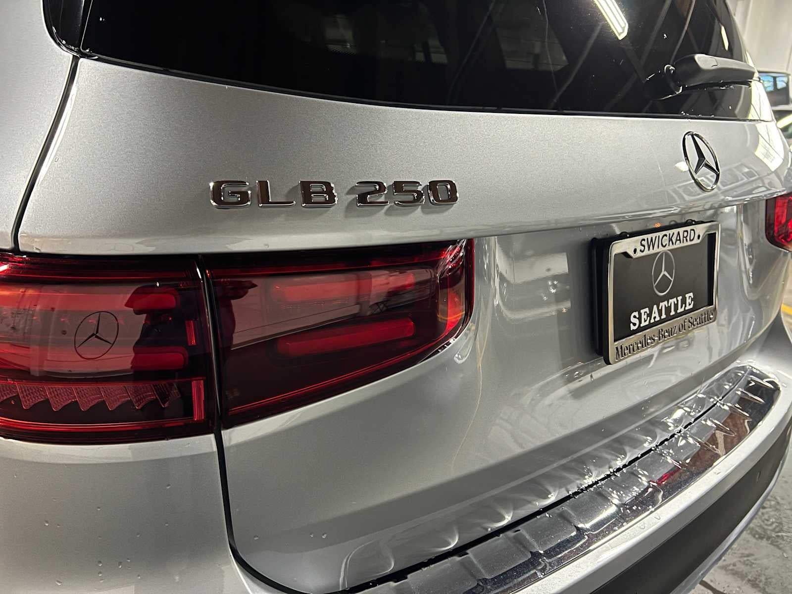 2026 Mercedes-Benz GLB 250 4MATIC® SUV
