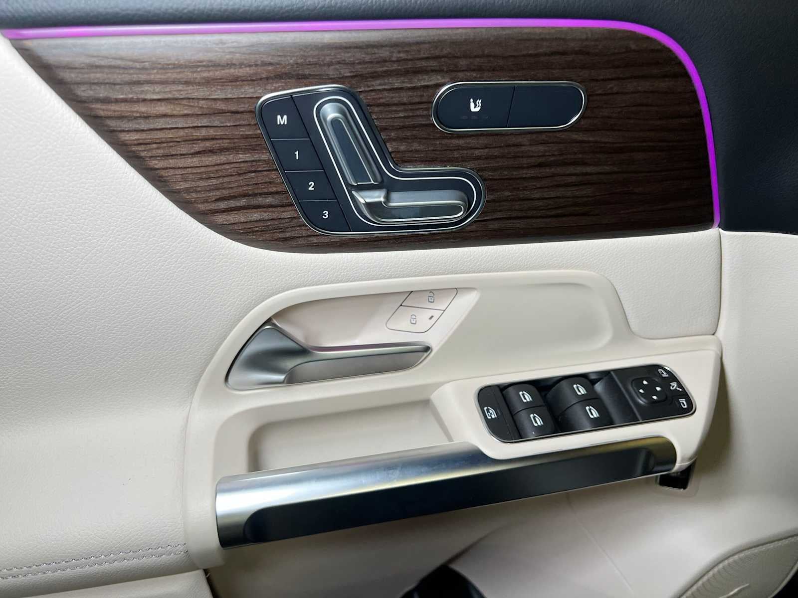 2026 Mercedes-Benz GLB 250 4MATIC® SUV