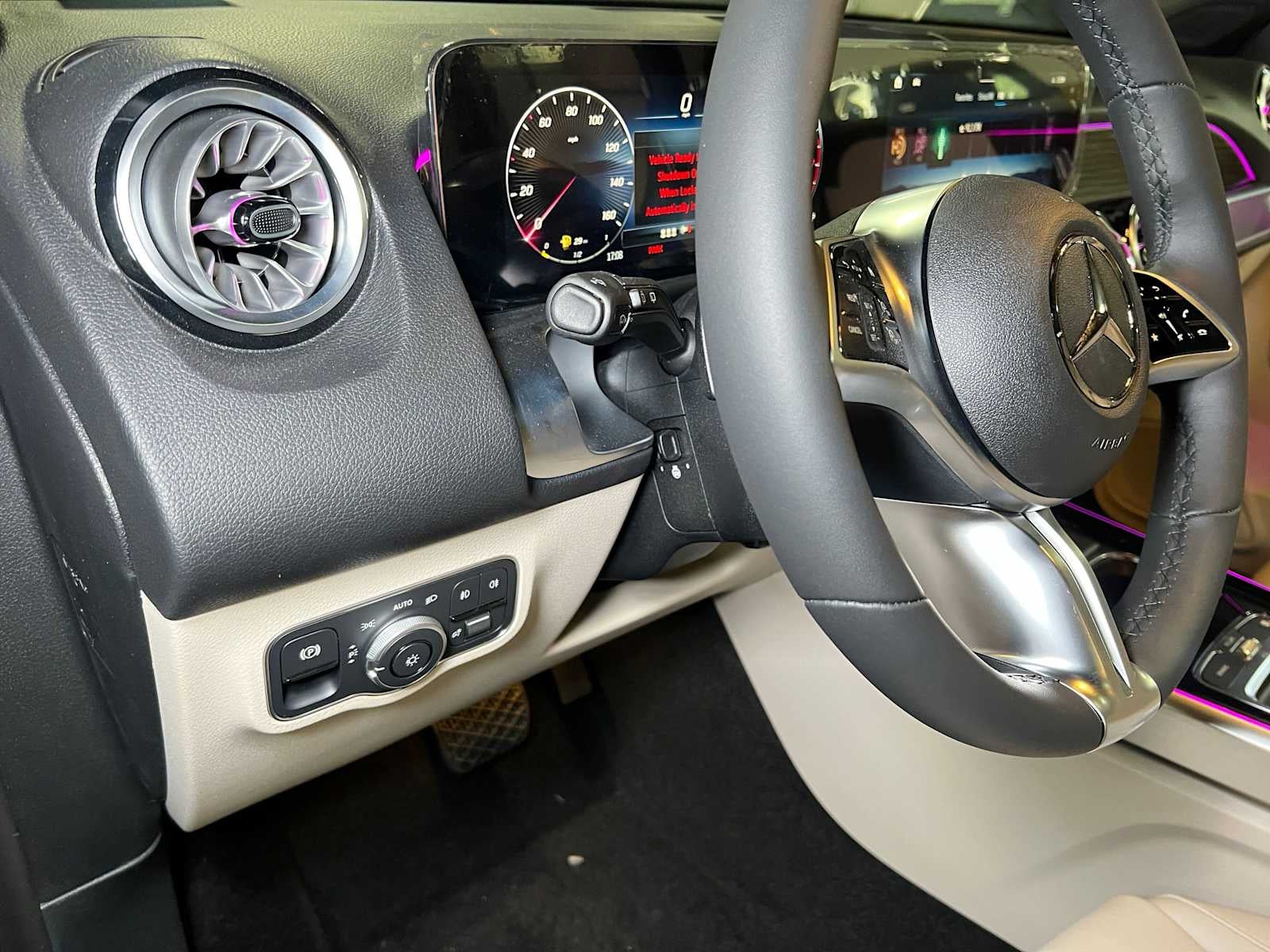 2026 Mercedes-Benz GLB 250 4MATIC® SUV