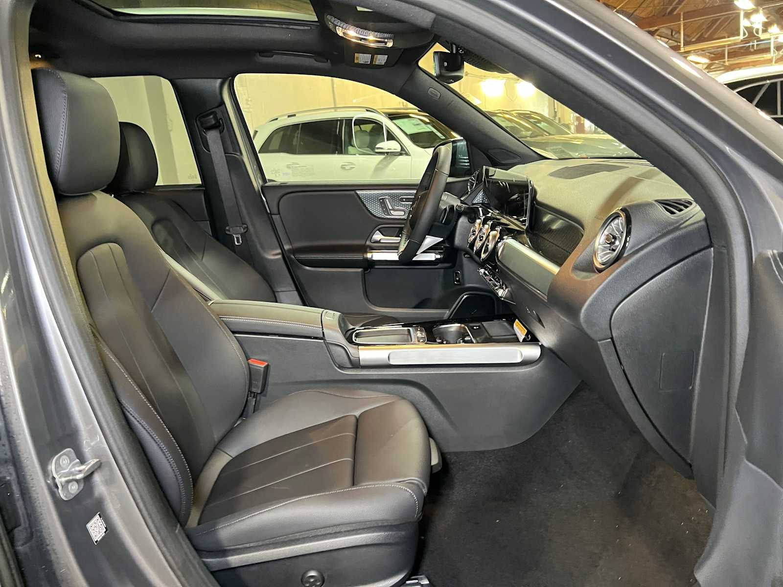2026 Mercedes-Benz GLB 250 4MATIC® SUV
