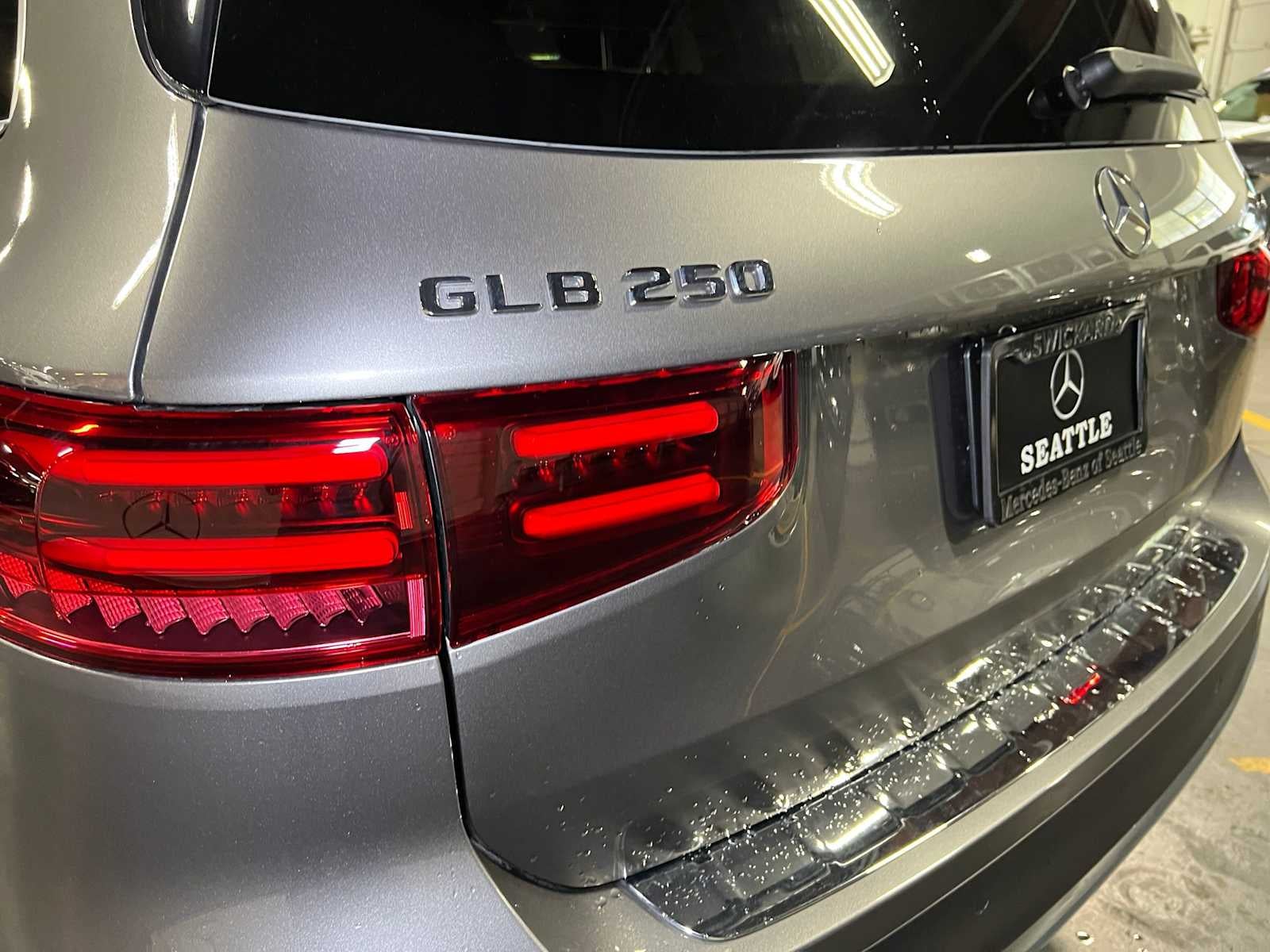 2026 Mercedes-Benz GLB 250 4MATIC® SUV
