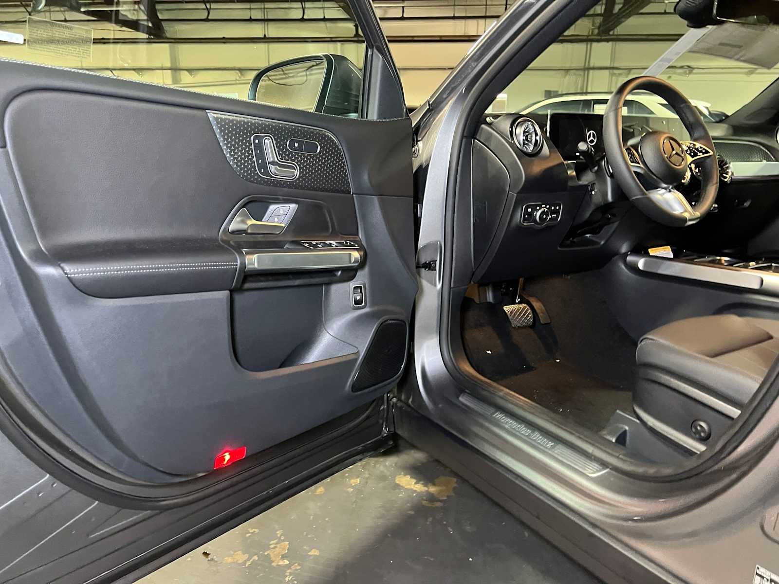 2026 Mercedes-Benz GLB 250 4MATIC® SUV