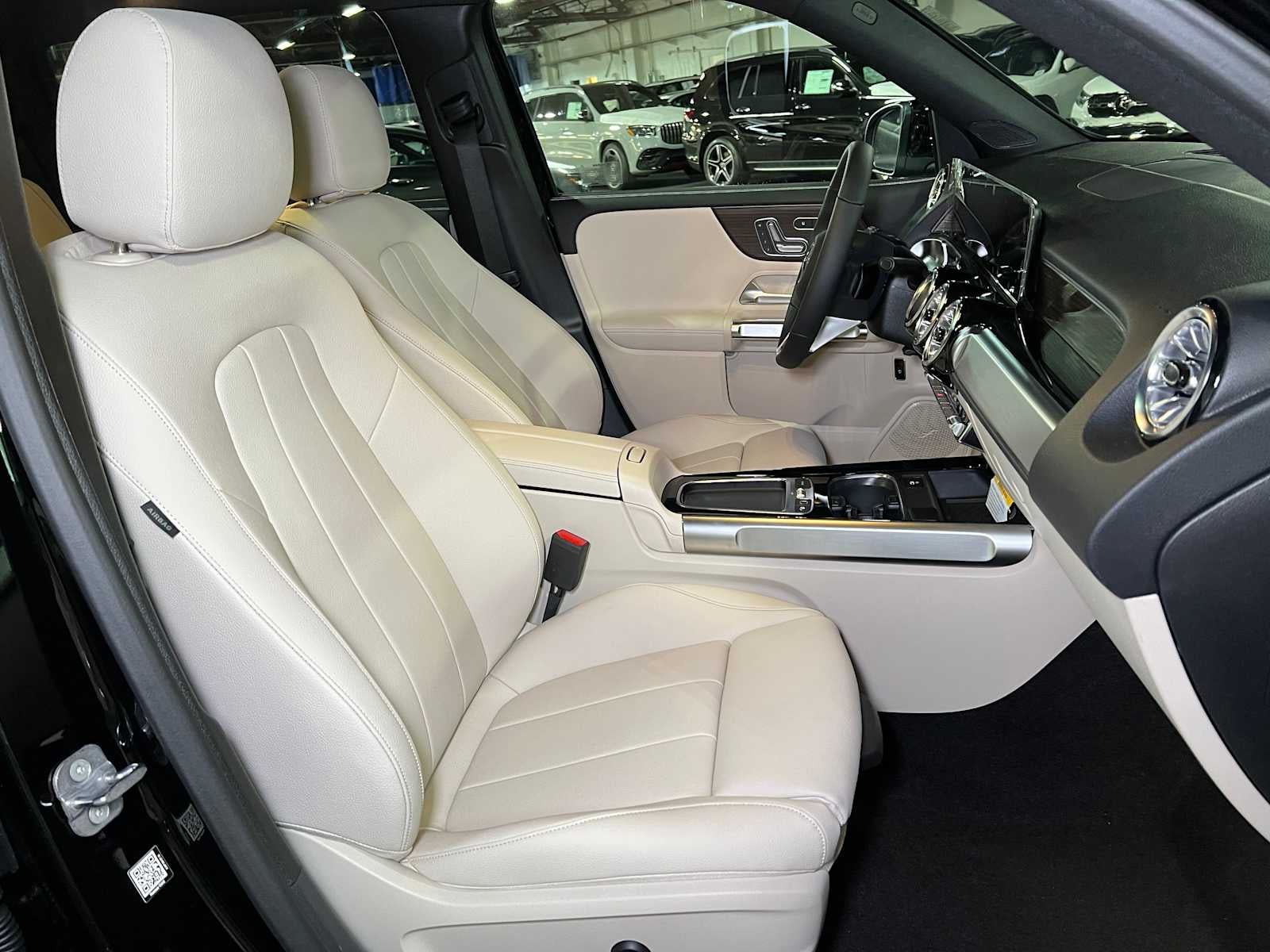 2025 Mercedes-Benz GLB GLB 250