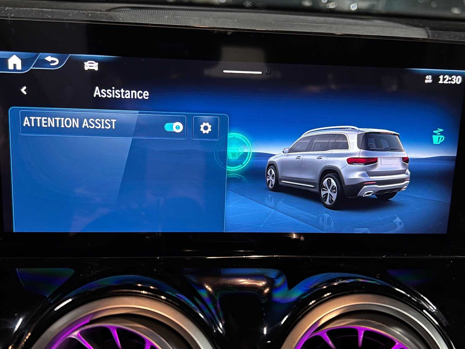2026 Mercedes-Benz GLB 250 4MATIC® SUV