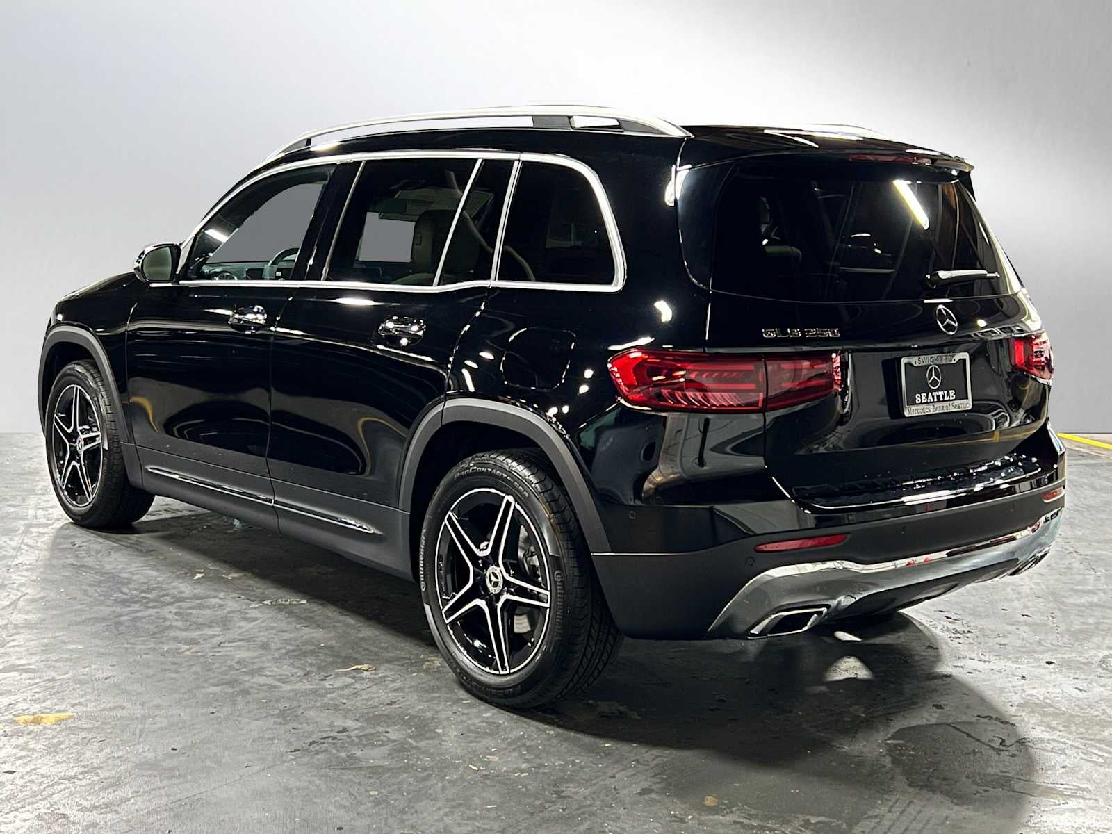 2026 Mercedes-Benz GLB 250 4MATIC® SUV