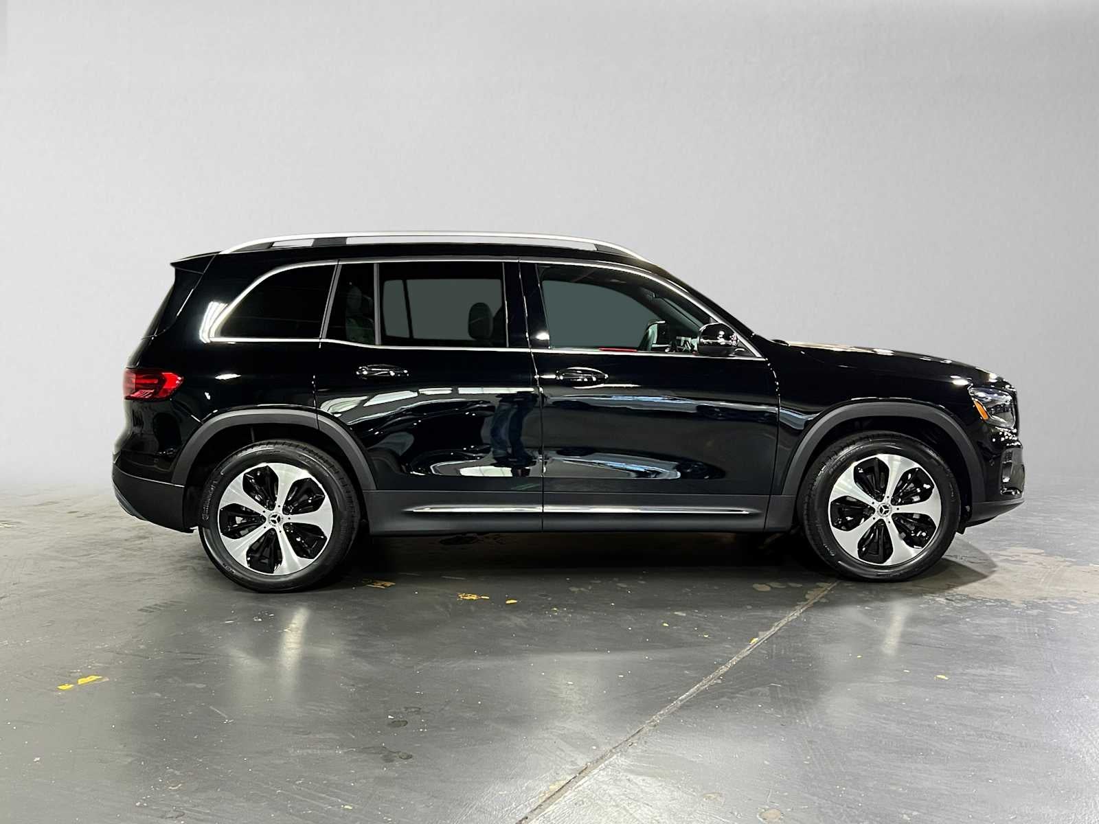 2026 Mercedes-Benz GLB 250 4MATIC® SUV