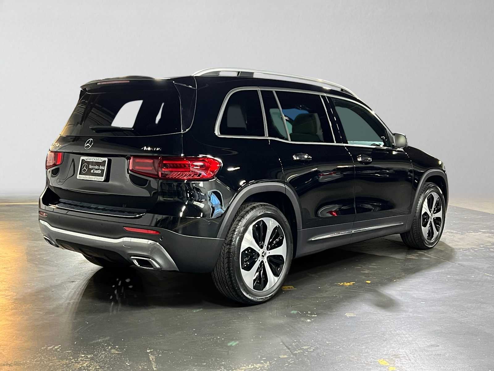2026 Mercedes-Benz GLB 250 4MATIC® SUV