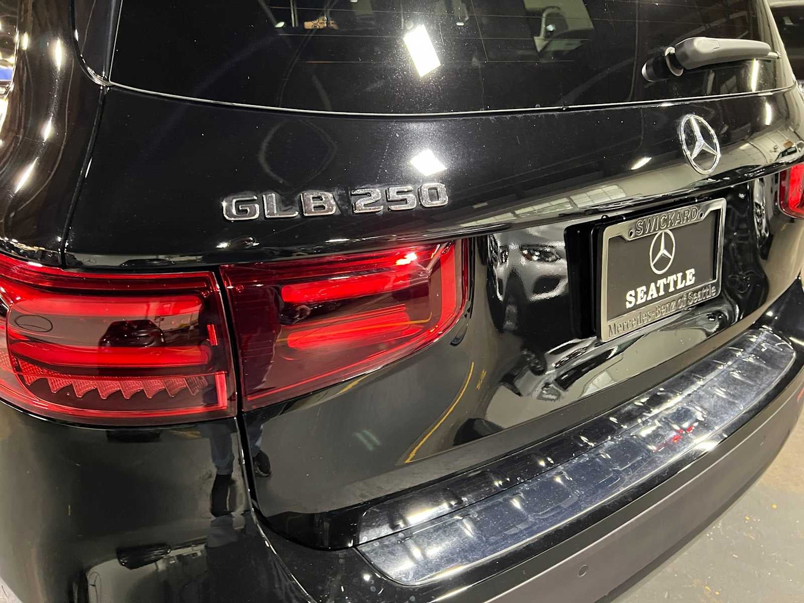 2026 Mercedes-Benz GLB 250 4MATIC® SUV