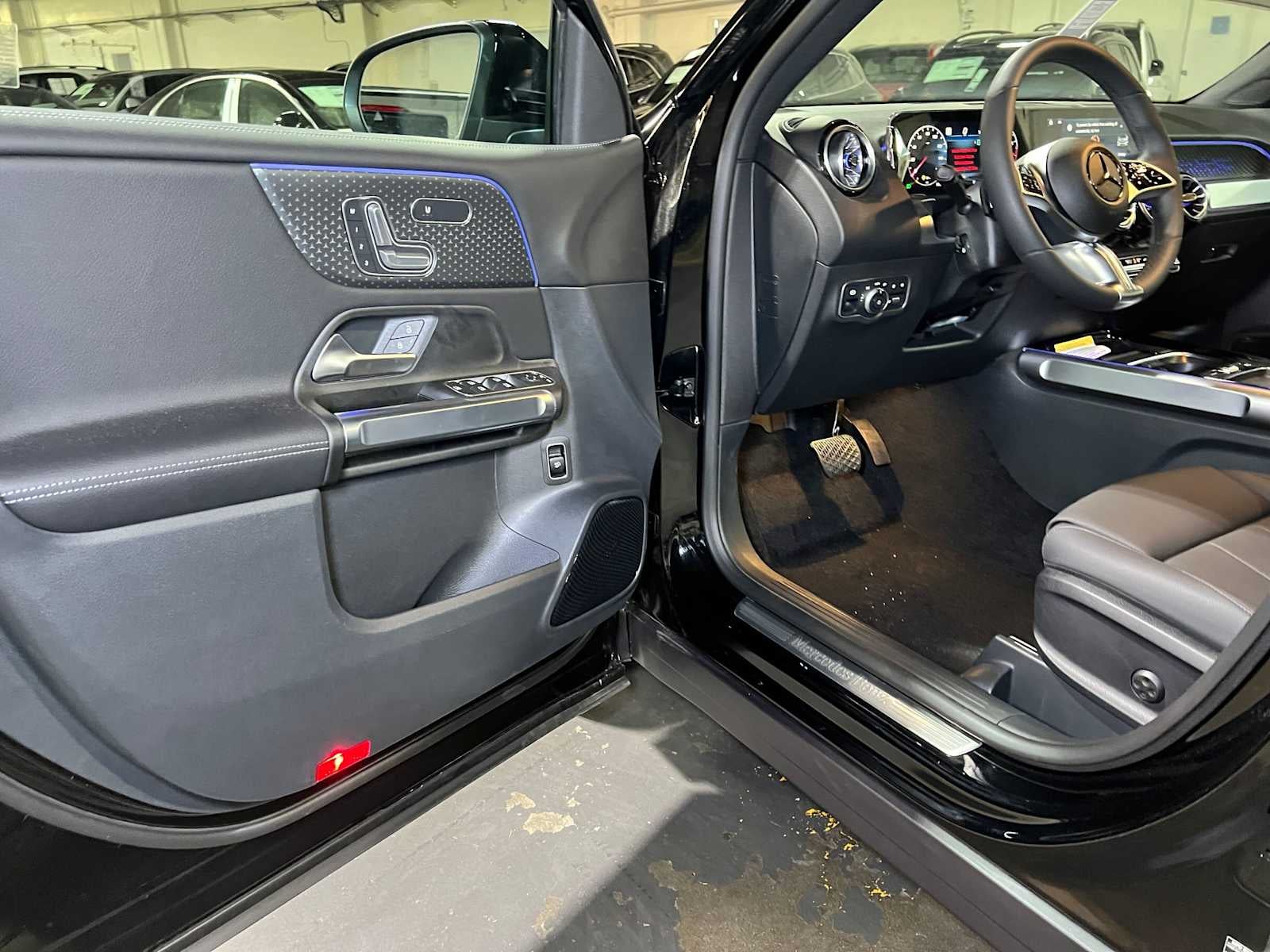 2026 Mercedes-Benz GLB 250 4MATIC® SUV