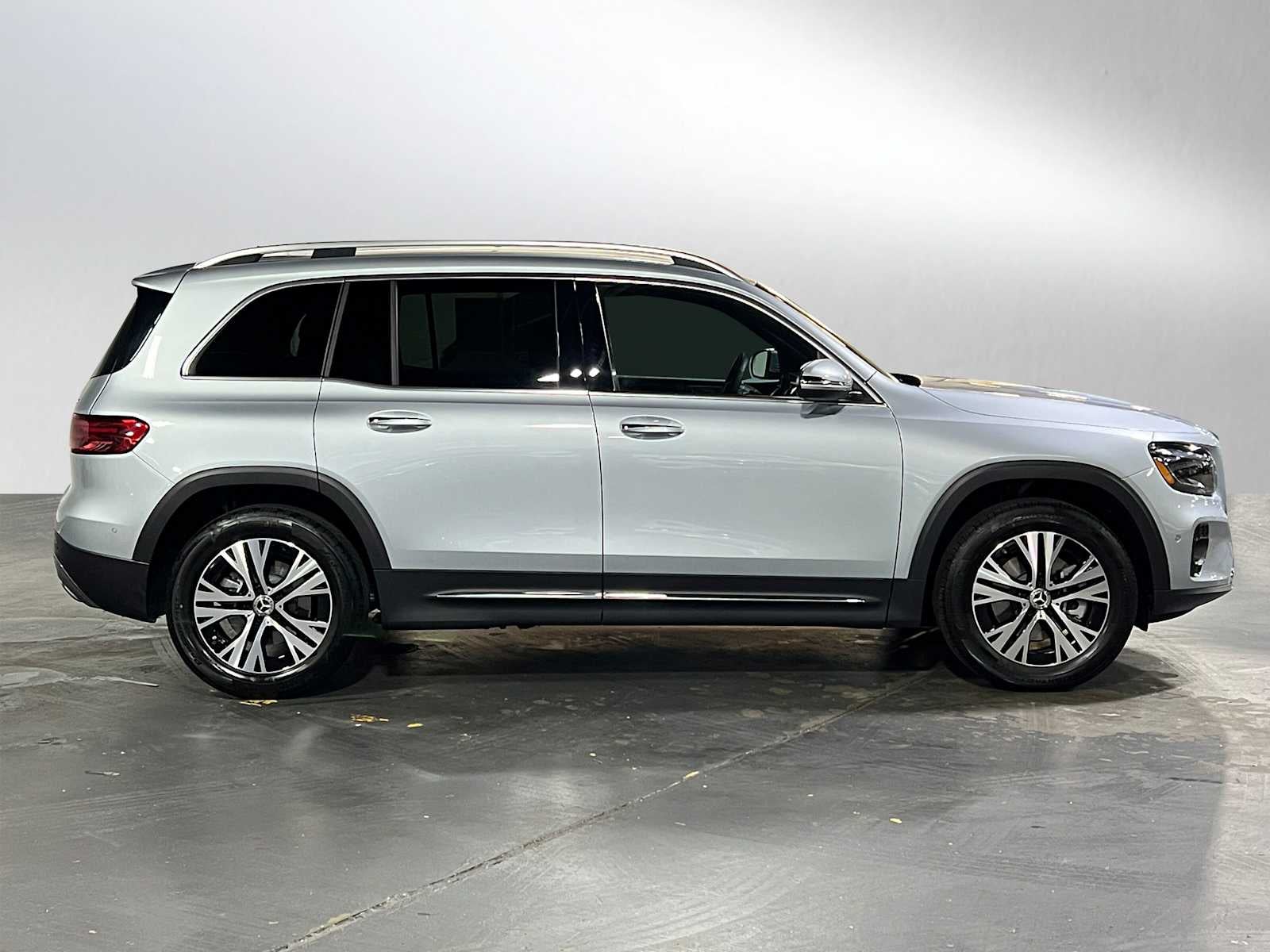 2025 Mercedes-Benz GLB 250 GLB 250