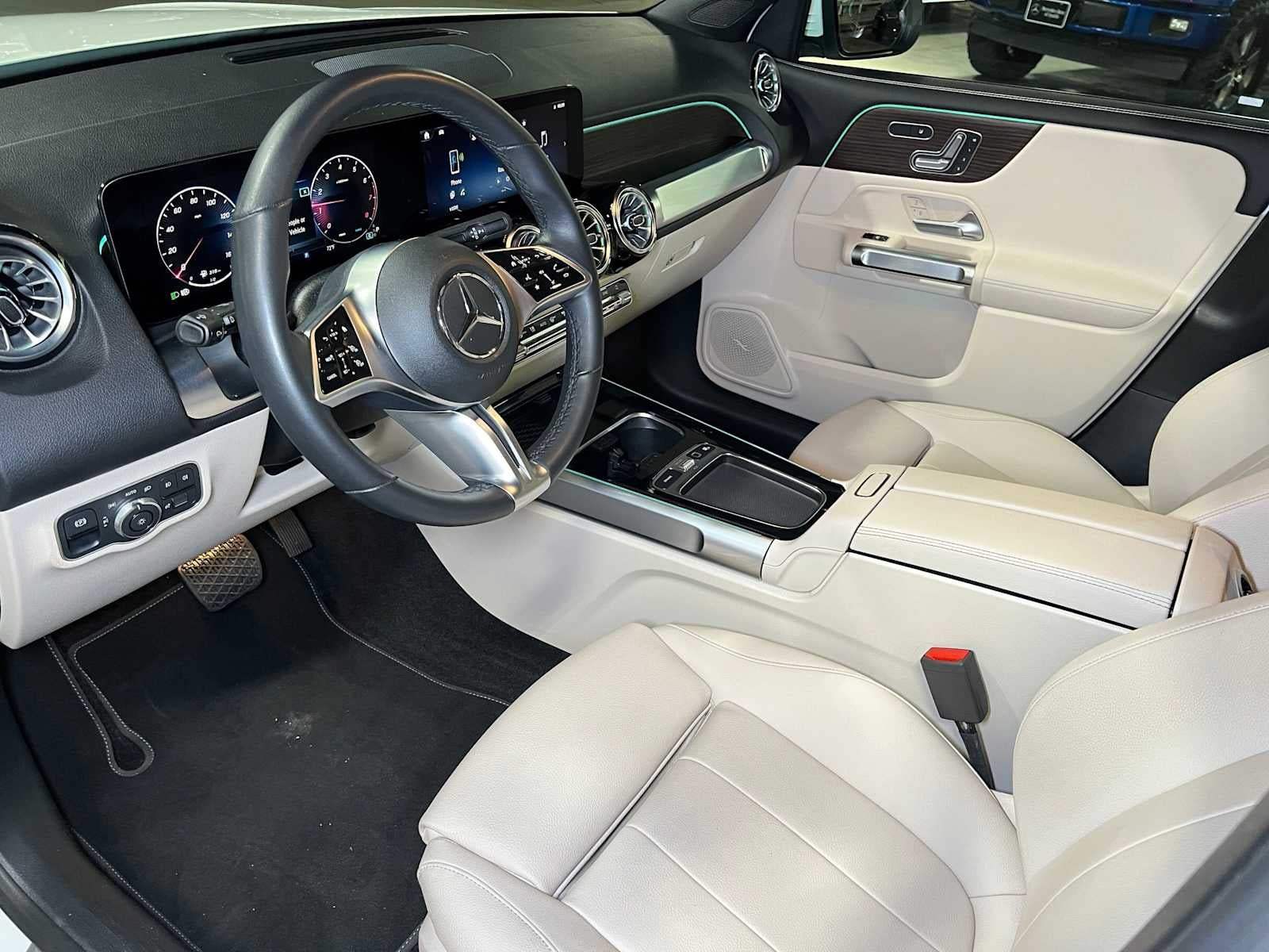 2026 Mercedes-Benz GLB 250 4MATIC® SUV