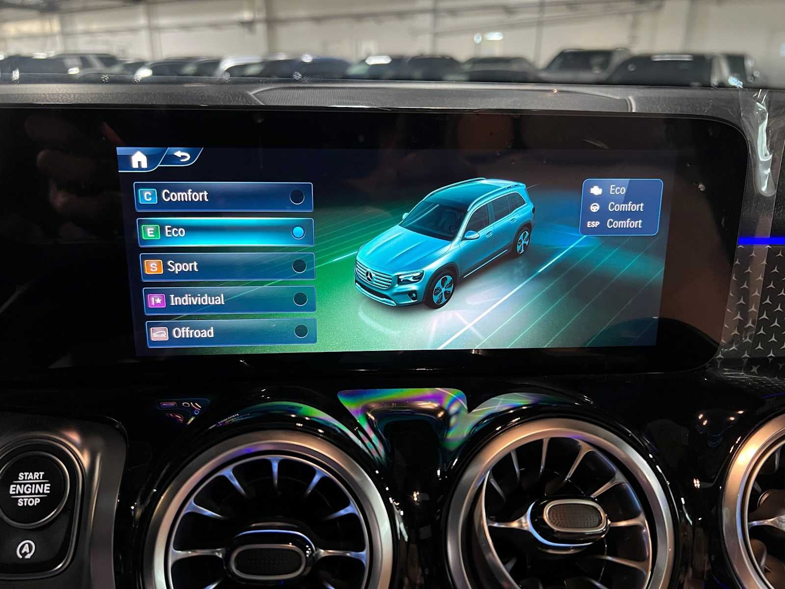 2026 Mercedes-Benz GLB 250 4MATIC® SUV